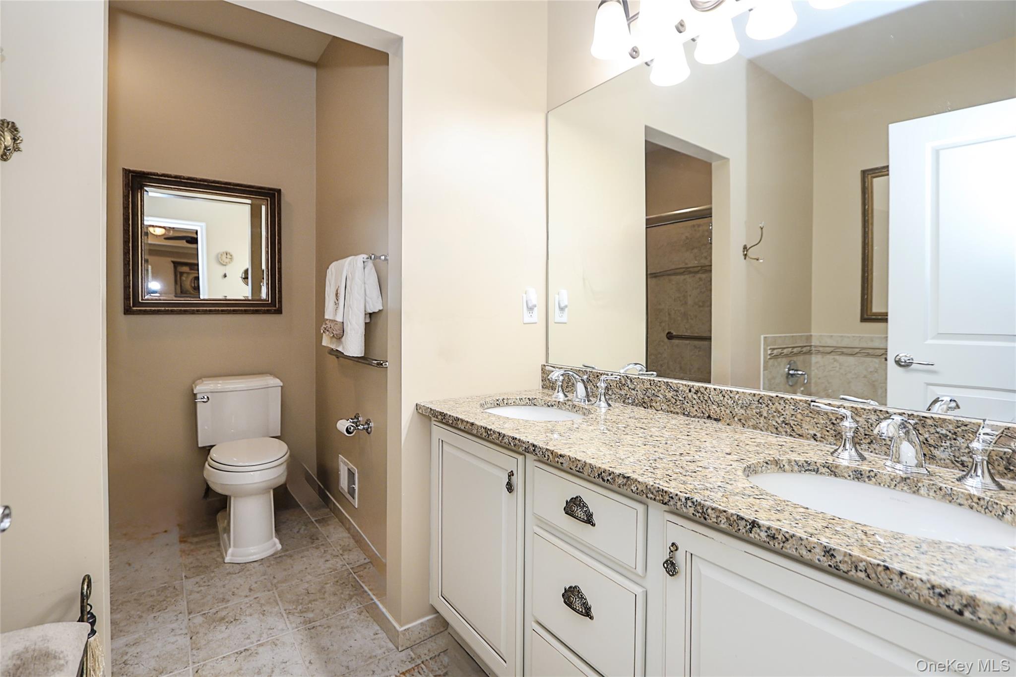 #20 photo, 106 Victoria Place, Melville , NY 11747