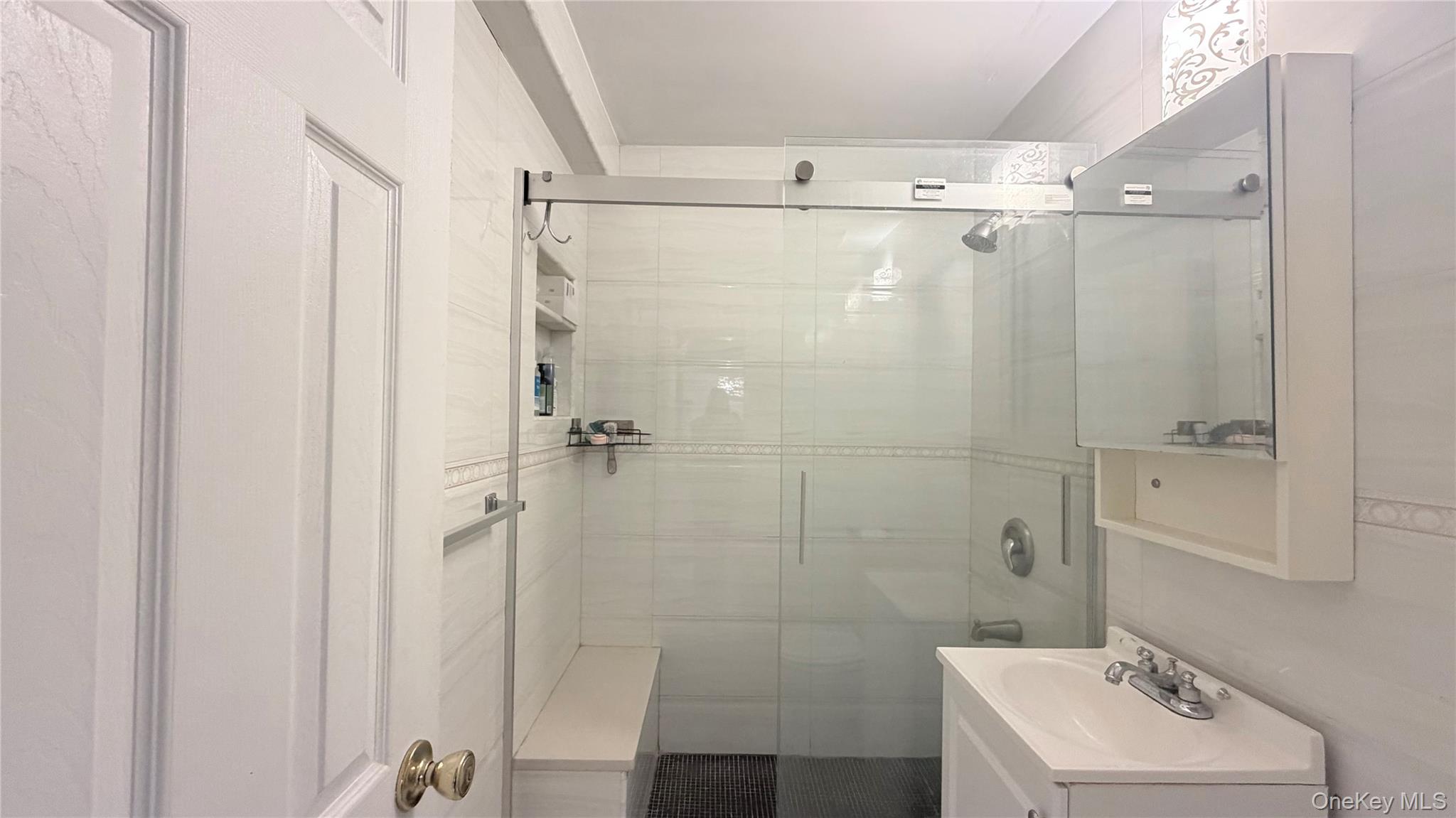 #9 photo, 13870 Elder Avenue, Flushing , NY 11355