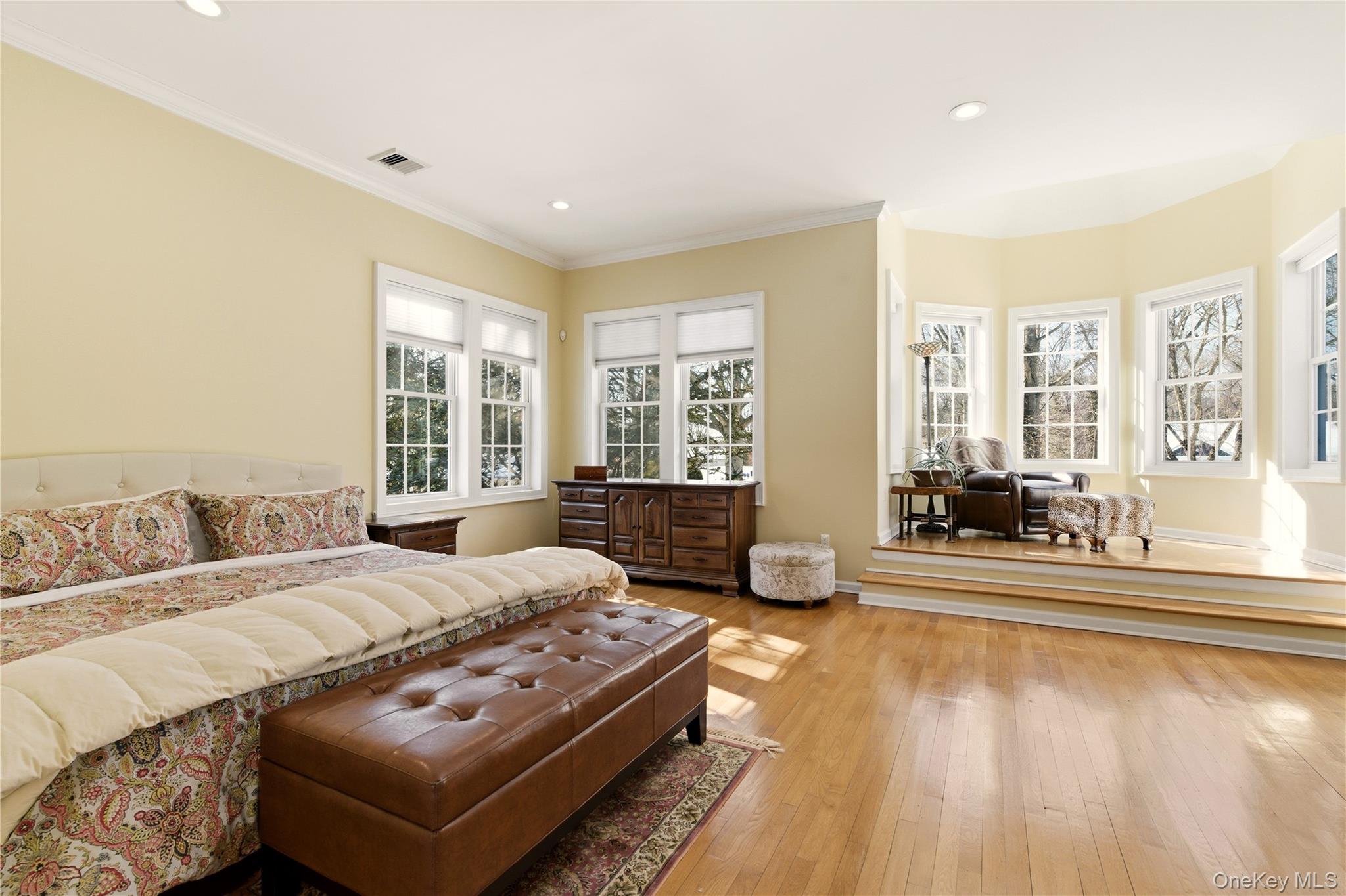 #13 photo, 6 Empire Court, 东长岛 Dix小山 Dix Hills , NY 11746