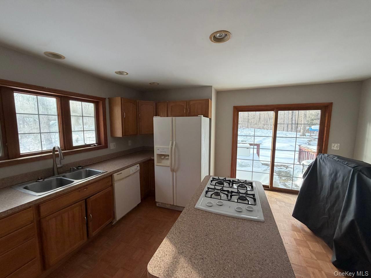 #16 photo, 535 Creek Road, Poughkeepsie , NY 12601