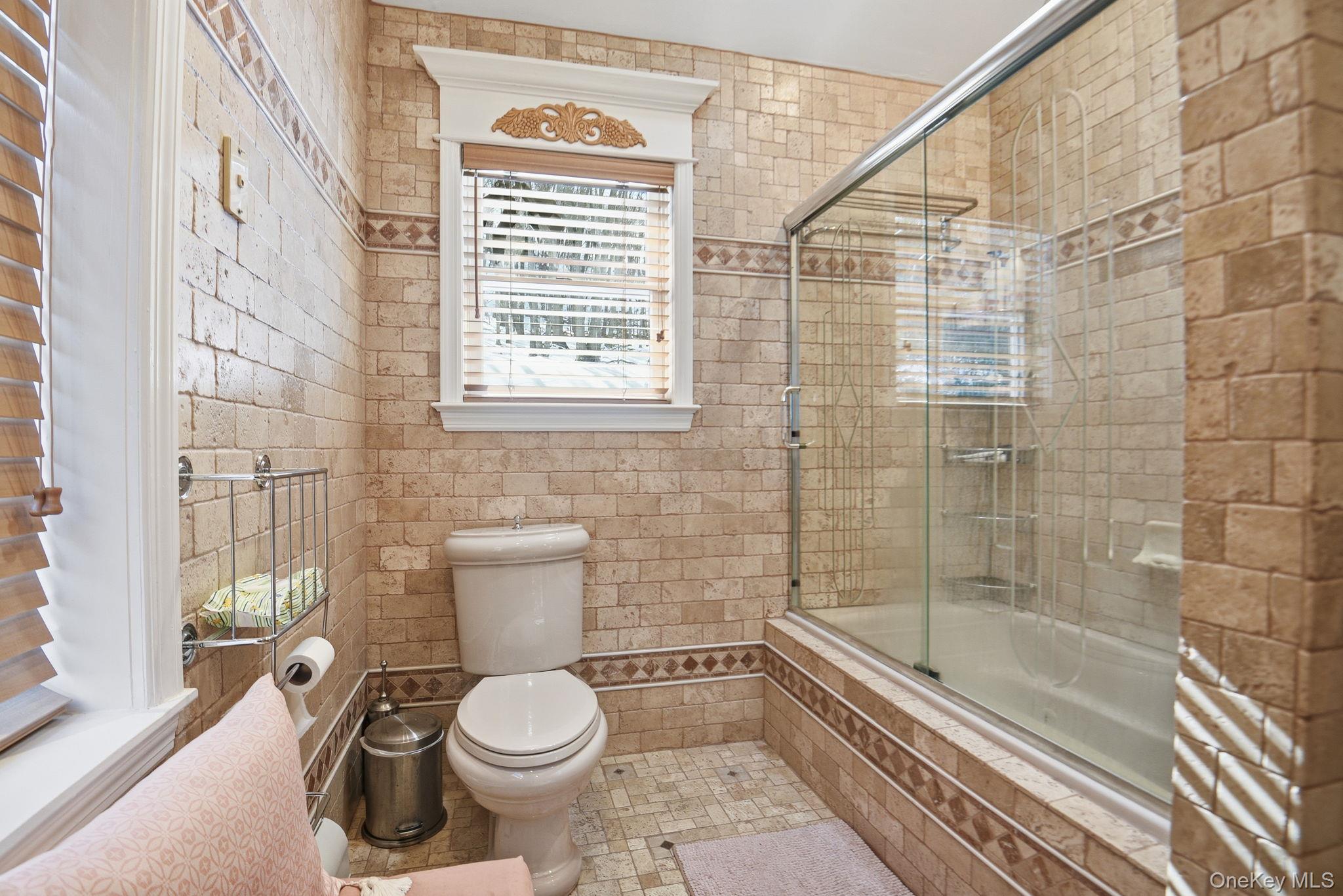 #16 photo, 9 Oldfield Court, Garnerville , NY 10923