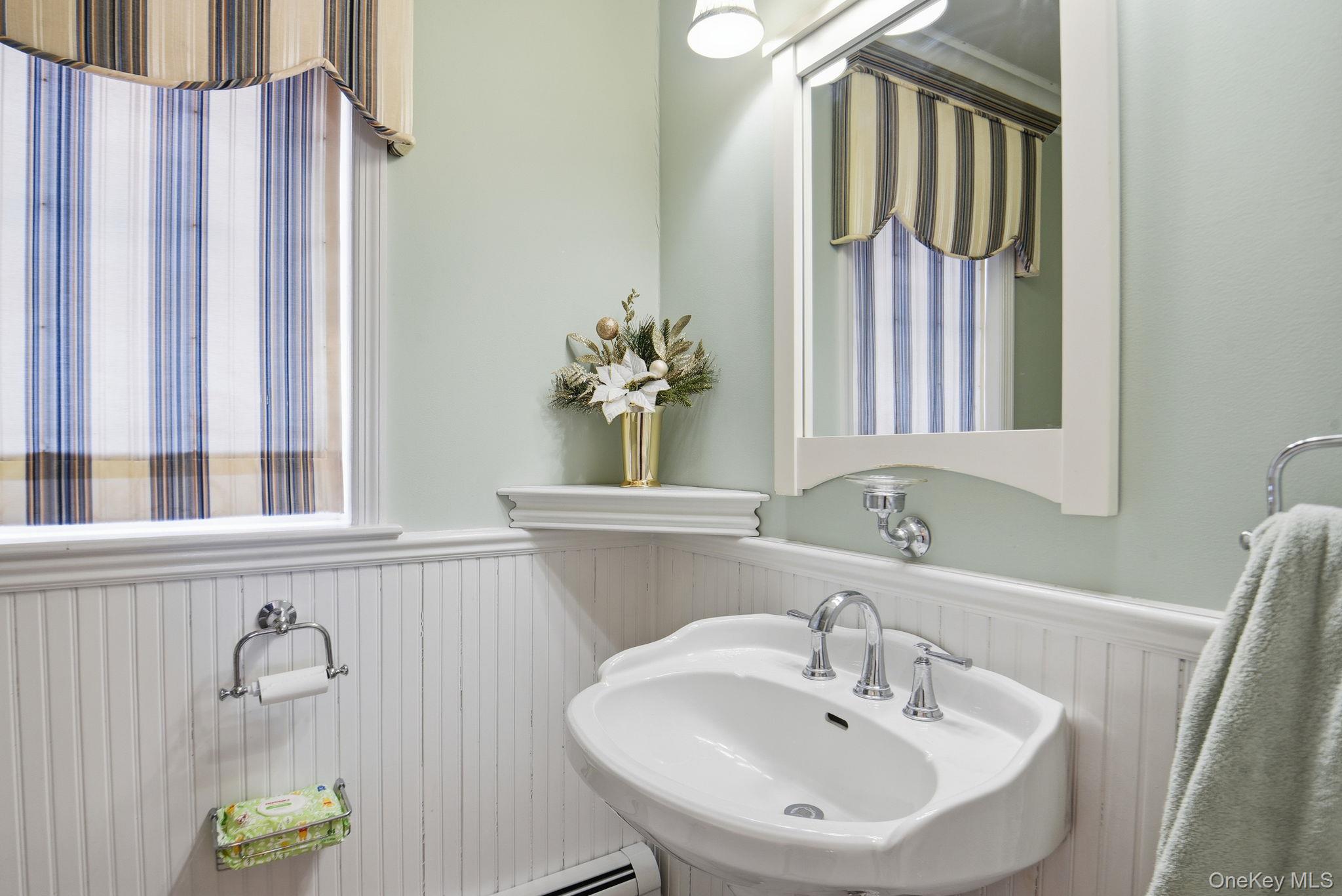 #19 photo, 9 Oldfield Court, Garnerville , NY 10923