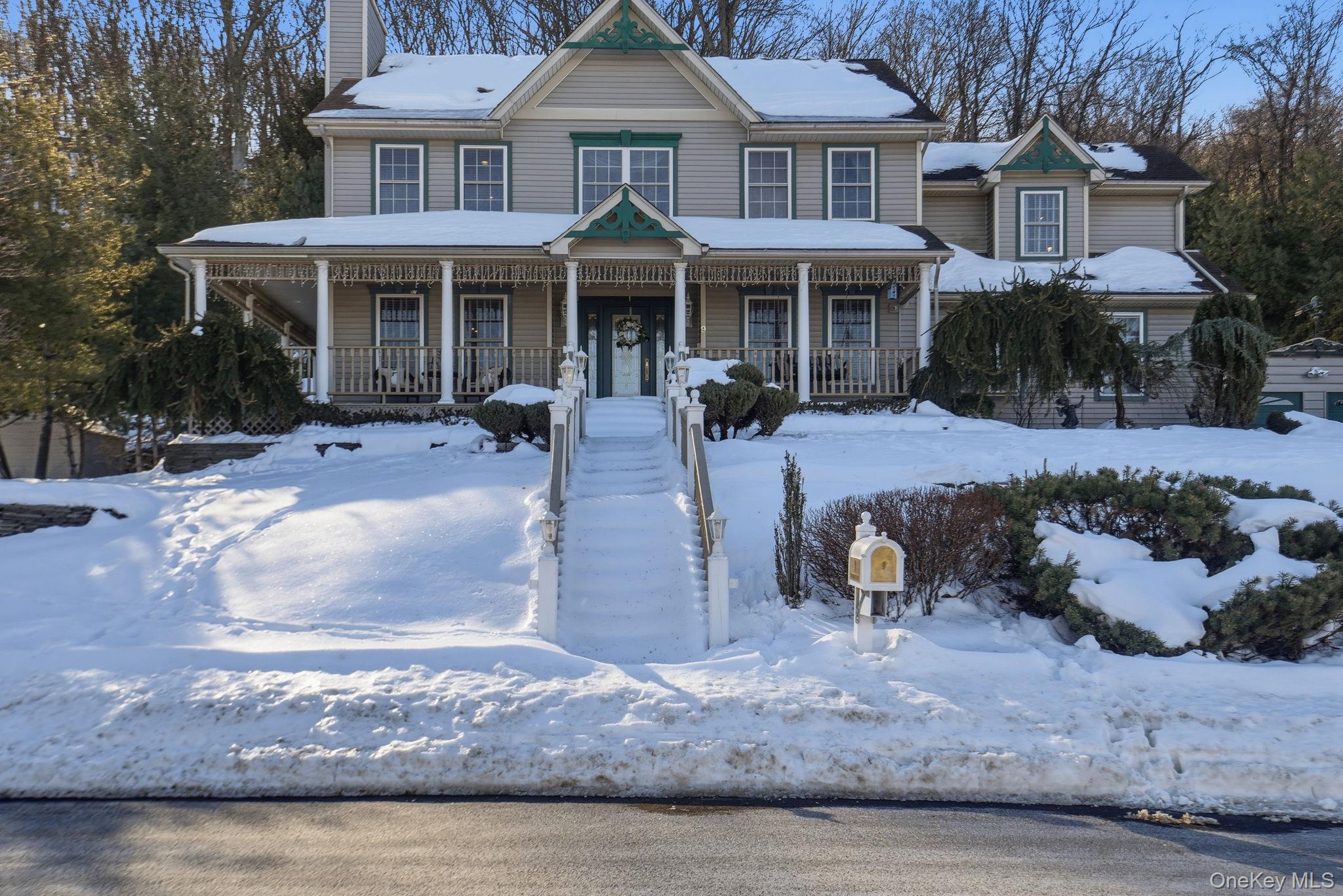 #2 photo, 9 Oldfield Court, Garnerville , NY 10923