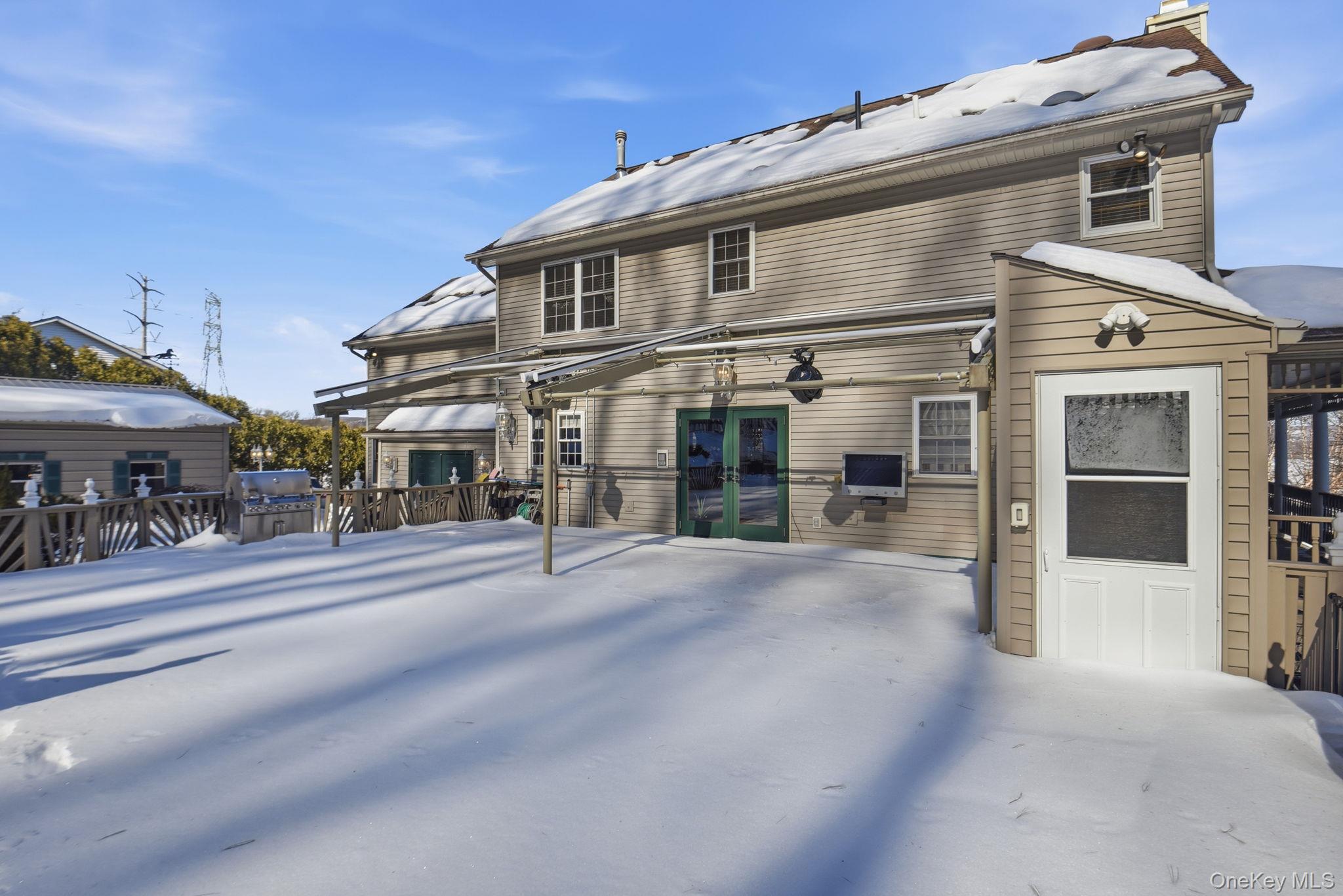 #3 photo, 9 Oldfield Court, Garnerville , NY 10923