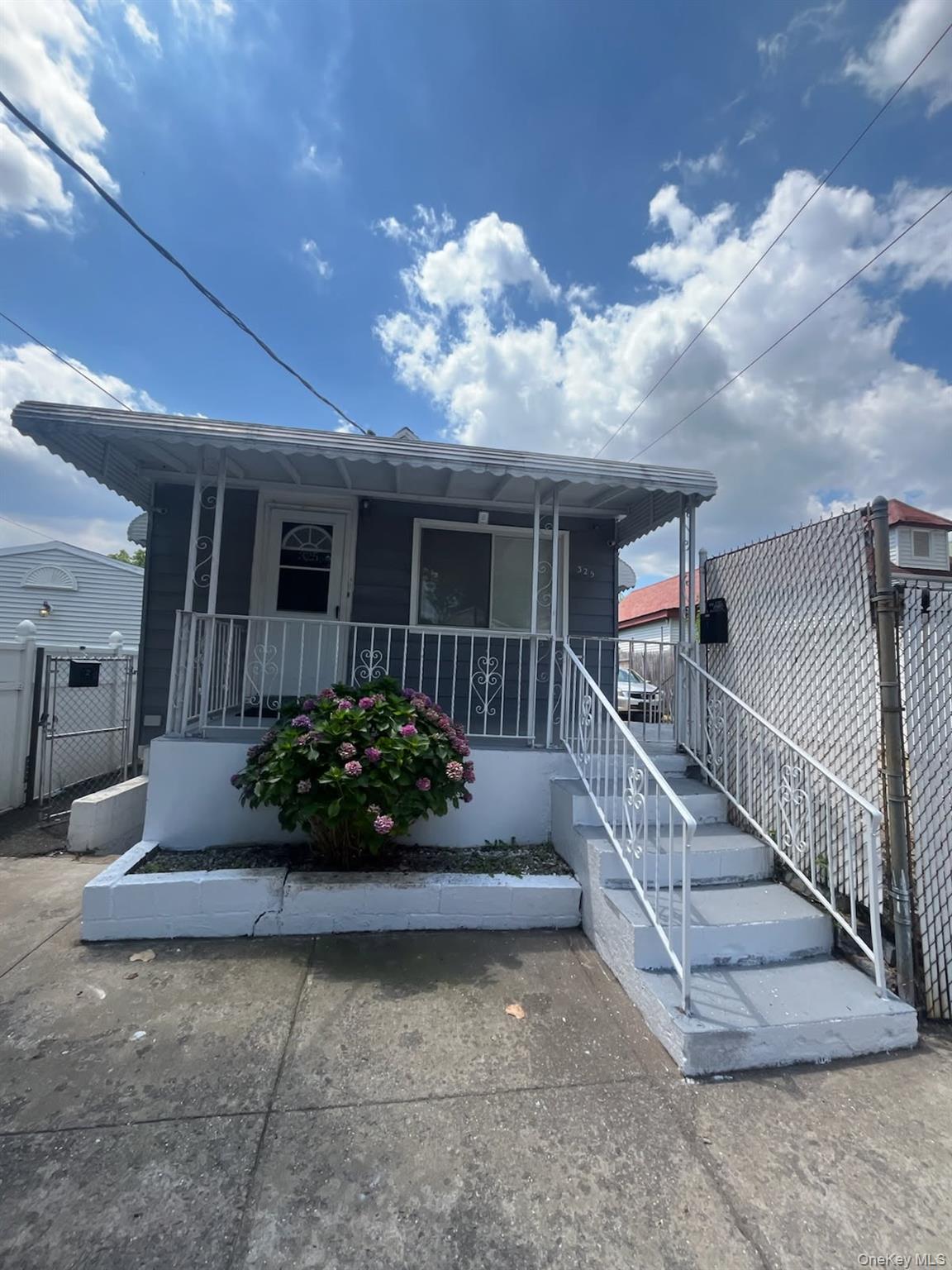 #1 photo, 325 underhill Avenue, Bronx , NY 10473