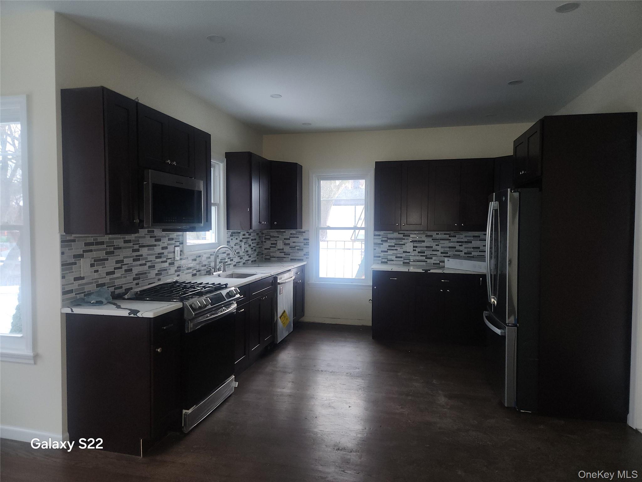 #18 photo, 110 S 6th Avenue, Mount Vernon , NY 10550