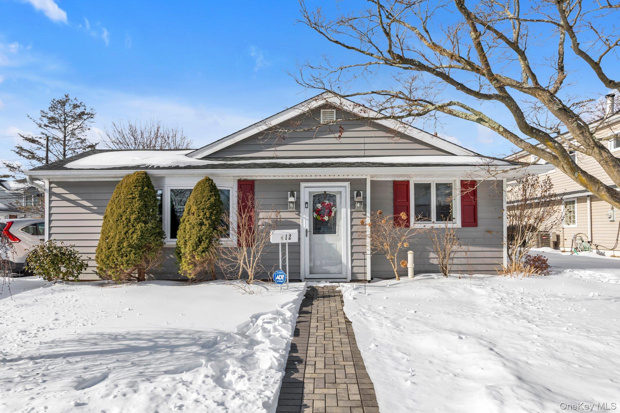 #1 photo, 412 Wellington Road, East Meadow , NY 11554