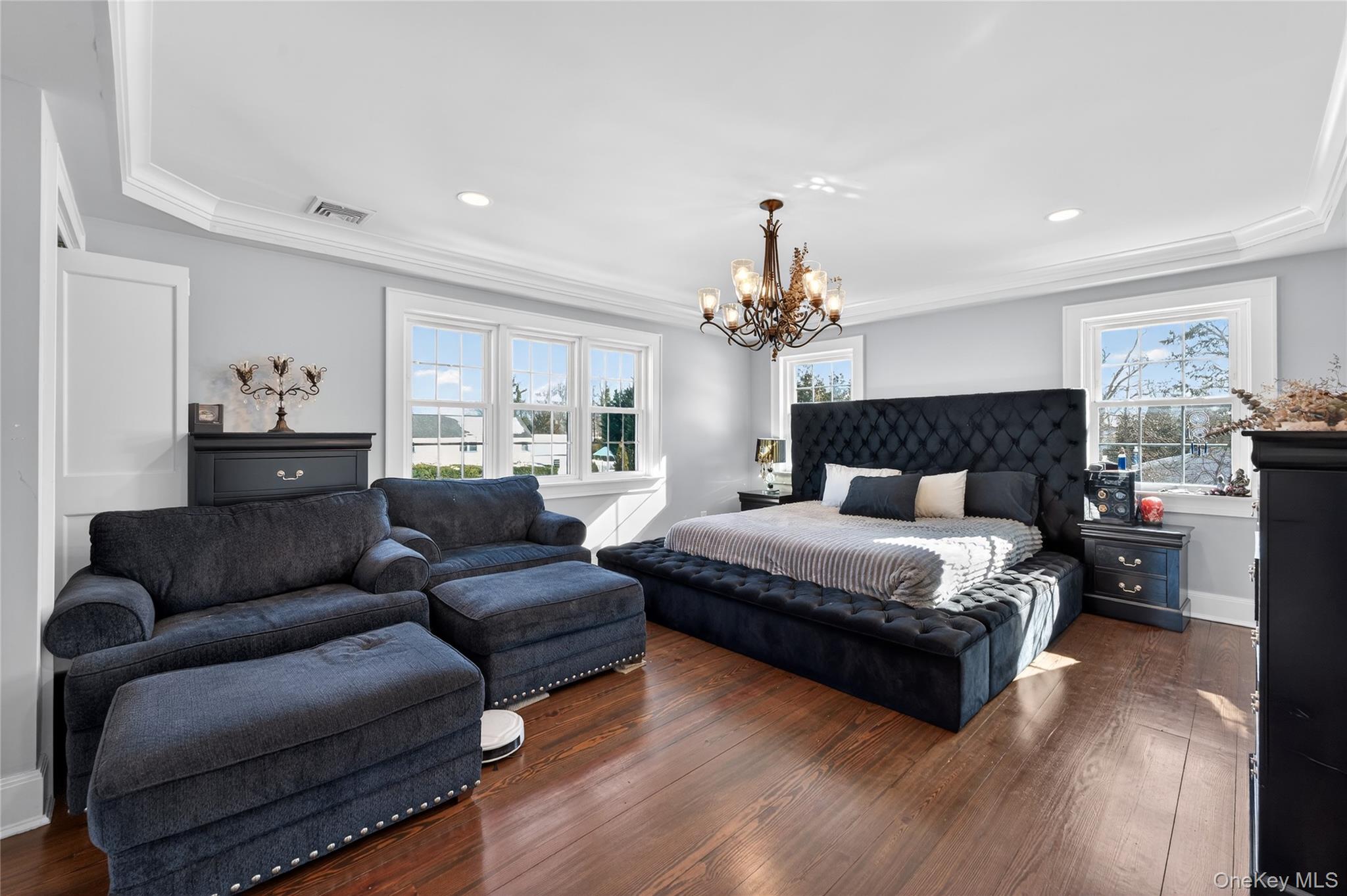 #12 photo, 20 Westbridge Drive, Babylon , NY 11702