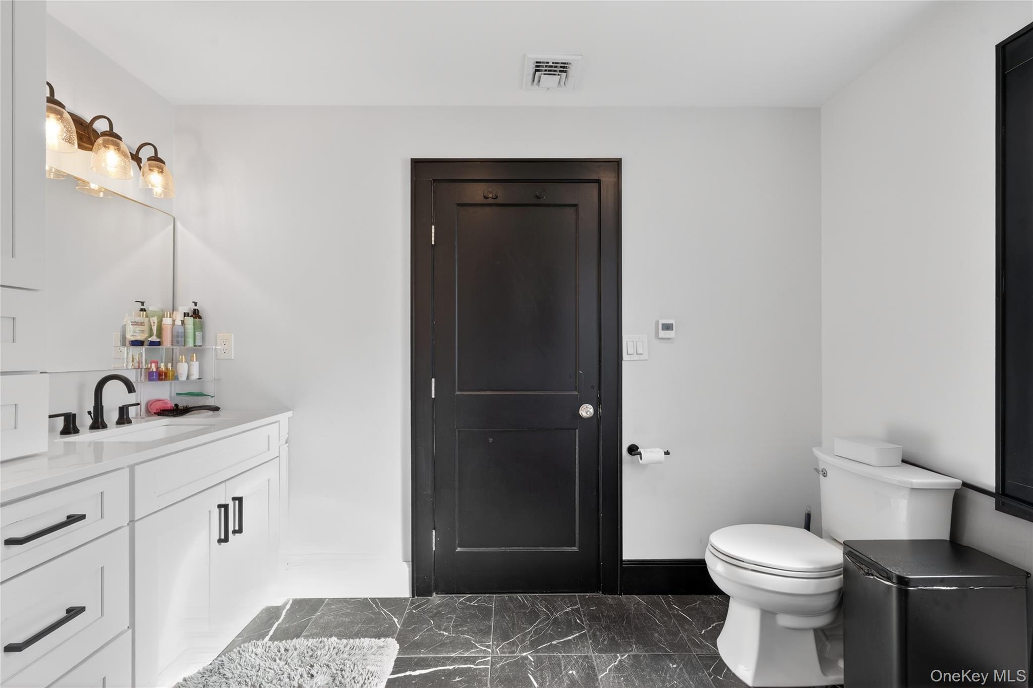 #17 photo, 20 Westbridge Drive, Babylon , NY 11702