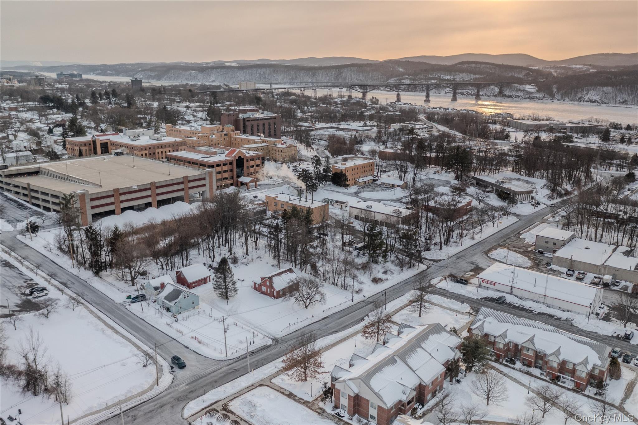 #5 photo, 42 W Cedar Street, Poughkeepsie , NY 12601