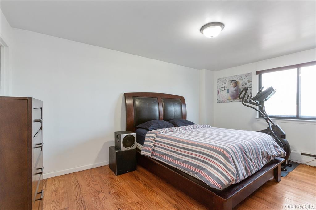 #14 photo, 9229 Queens Boulevard, Rego Park , NY 11374