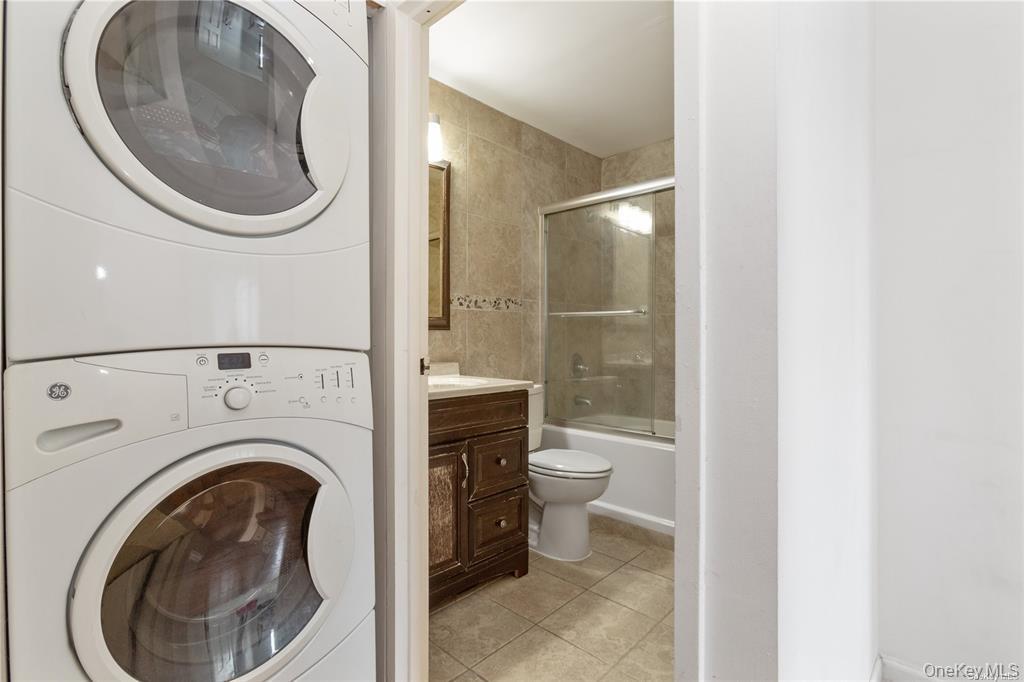 #9 photo, 9229 Queens Boulevard, Rego Park , NY 11374