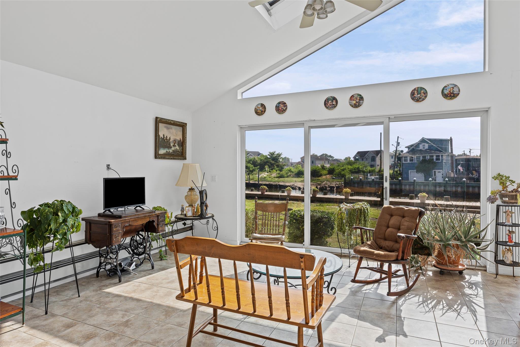 #5 photo, 2436 Hempstead Lane, Wantagh , NY 11793