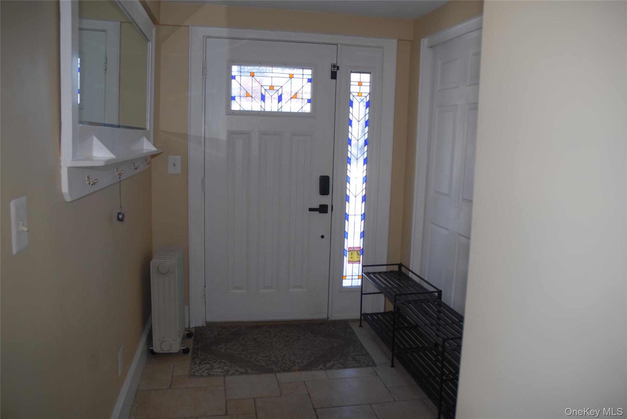 #8 photo, 1984 Newbridge Road, नासाउ काउंटी Bellmore , NY 11710