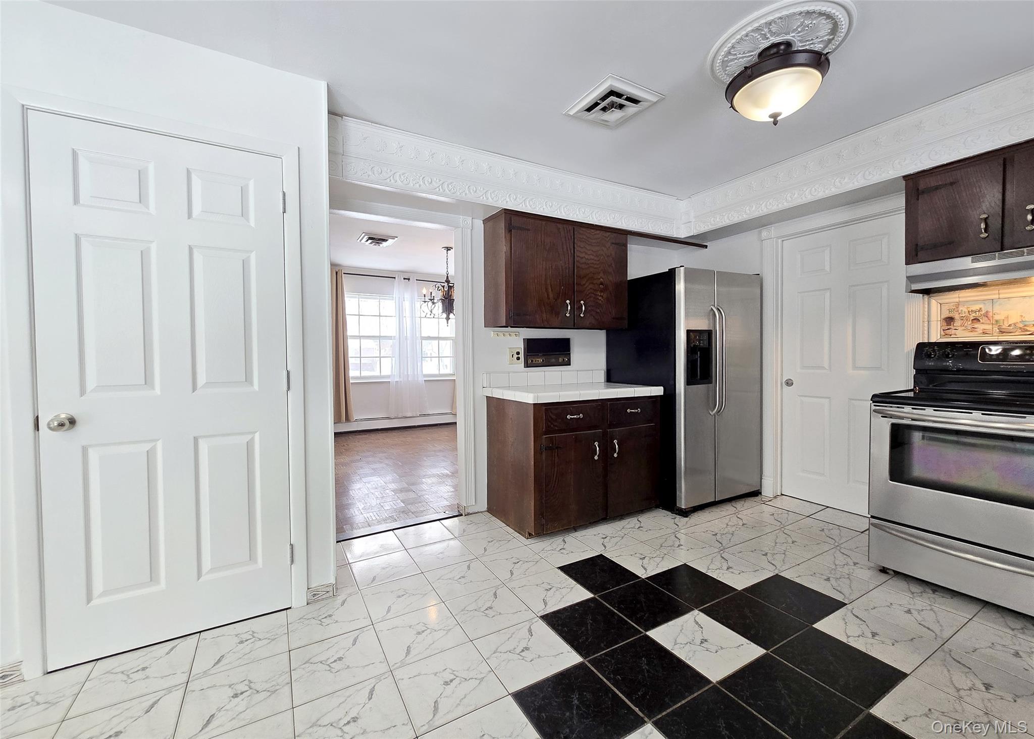 #7 photo, 43 Fallen Leaf Road, Саффолк ‖ Holbrook , NY 11741