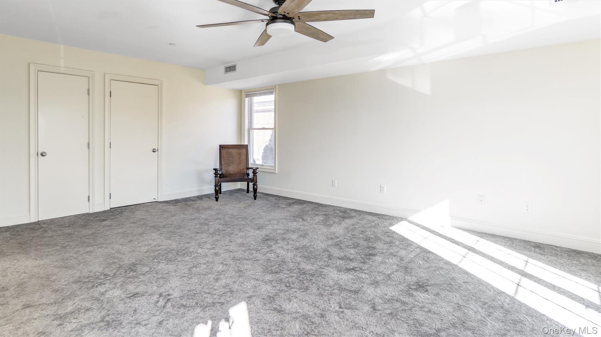 #11 photo, 148 Main Street, Westhampton Beach , NY 11978