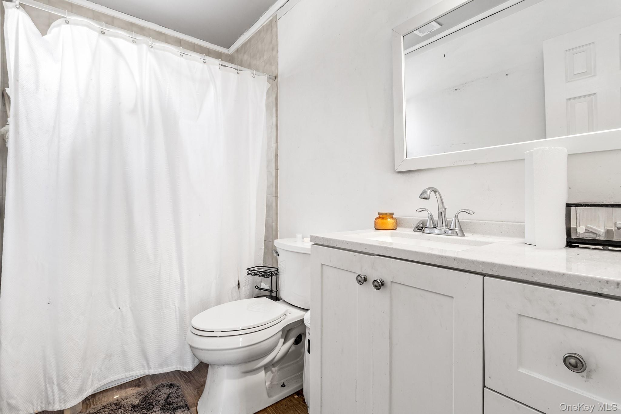 #6 photo, 58 Artist Lake Drive, Саффолк ‖ Middle Island , NY 11953