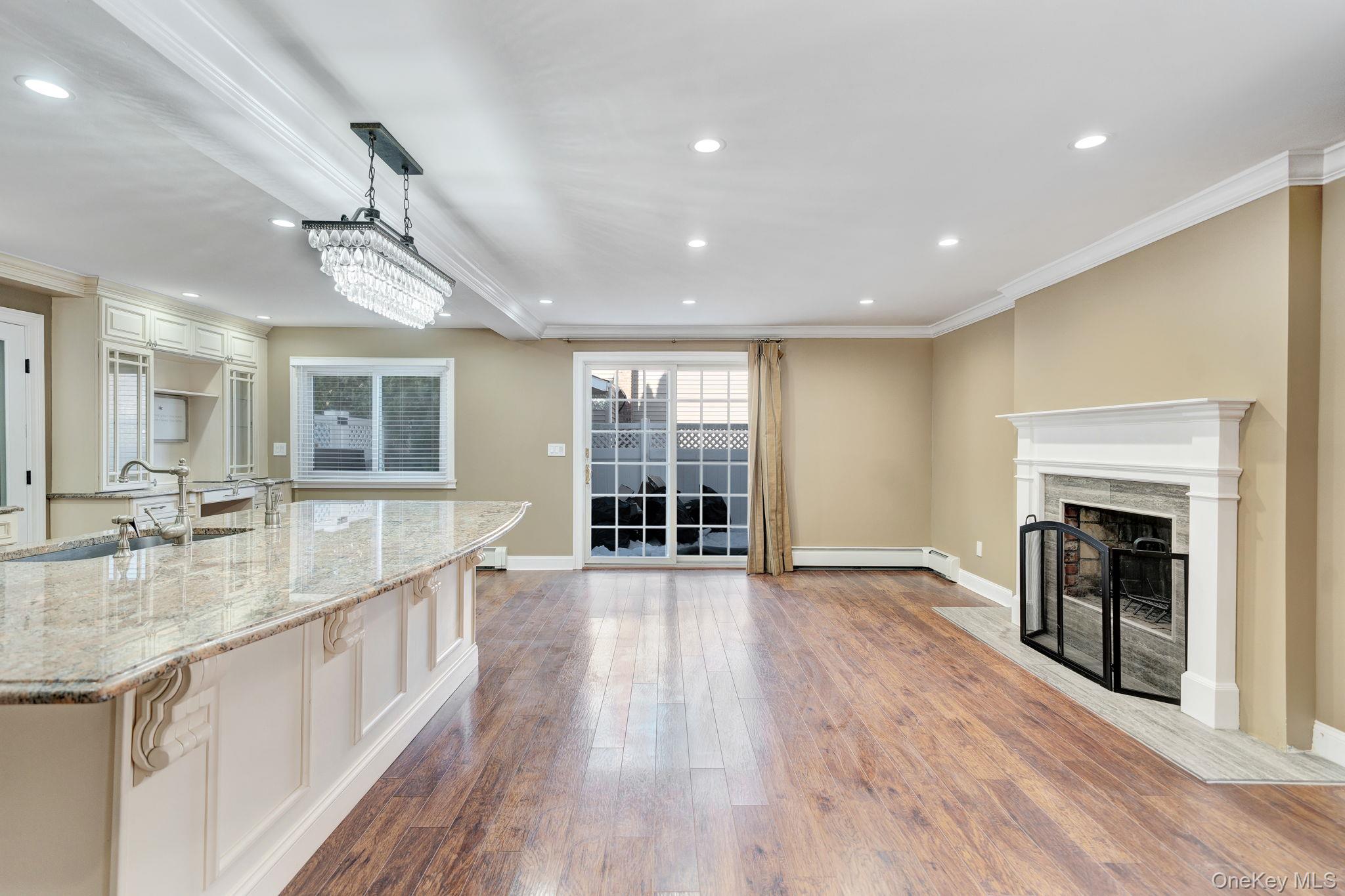 #12 photo, 20 Sagamore Way, Jericho , NY 11753