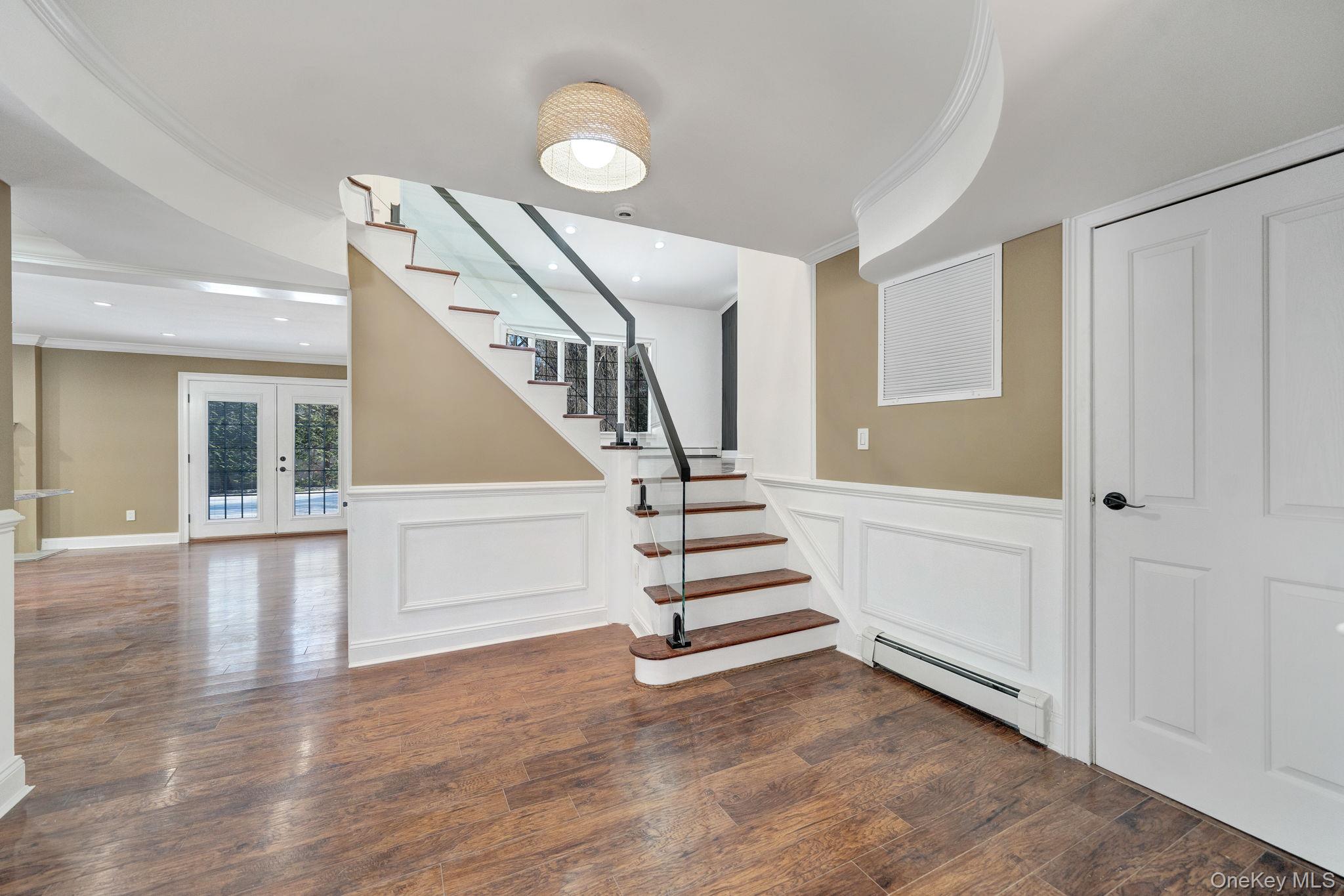 #8 photo, 20 Sagamore Way, Jericho , NY 11753