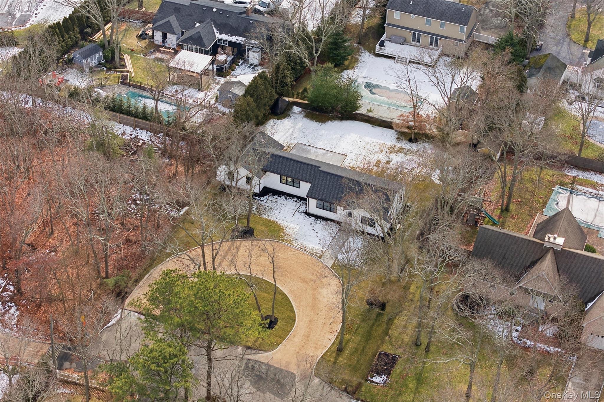 #2 photo, 10 Tramposh Lane, सफ़ोक काउंटी Hampton Bays , NY 11946