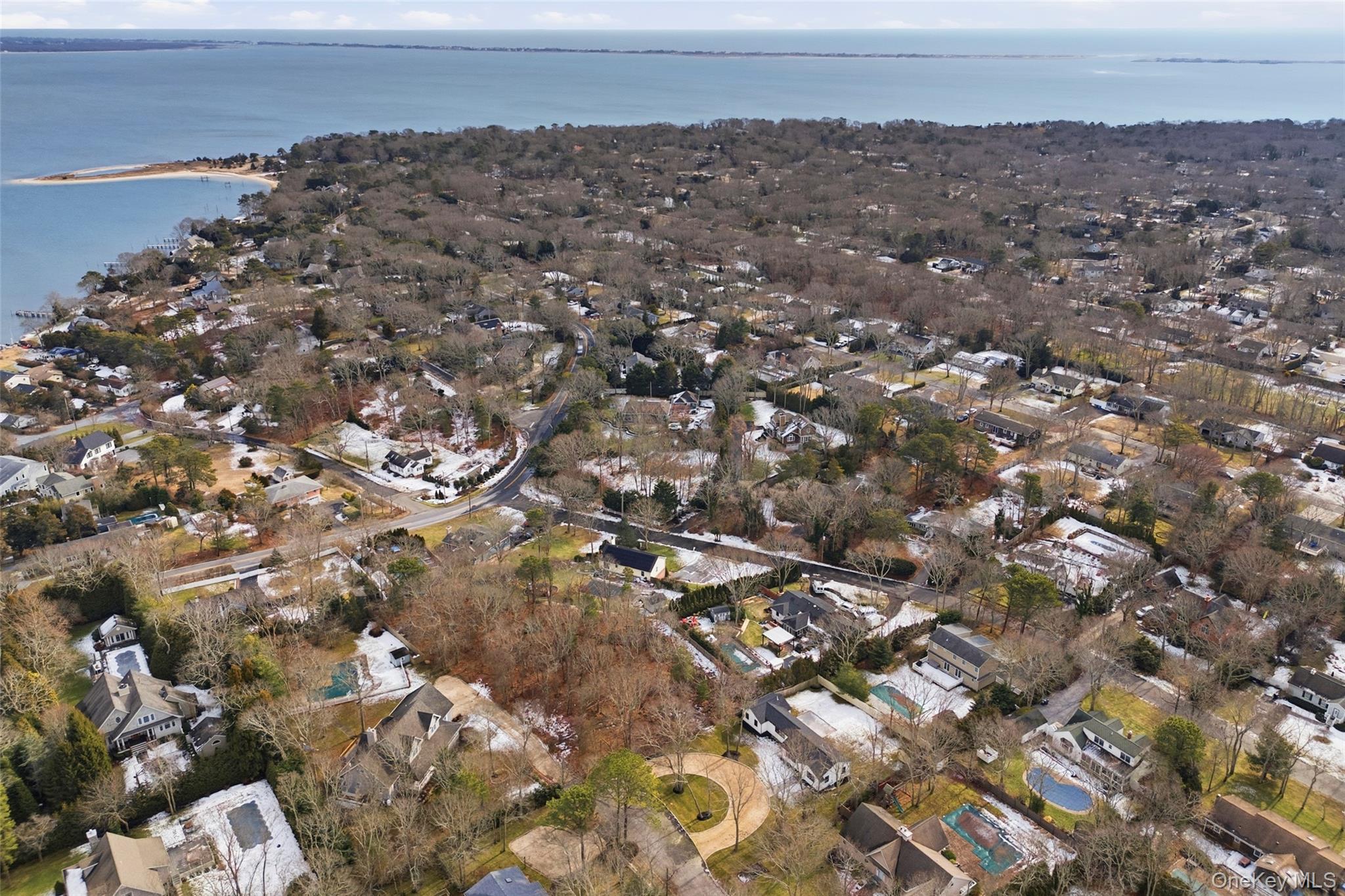 #3 photo, 10 Tramposh Lane, सफ़ोक काउंटी Hampton Bays , NY 11946