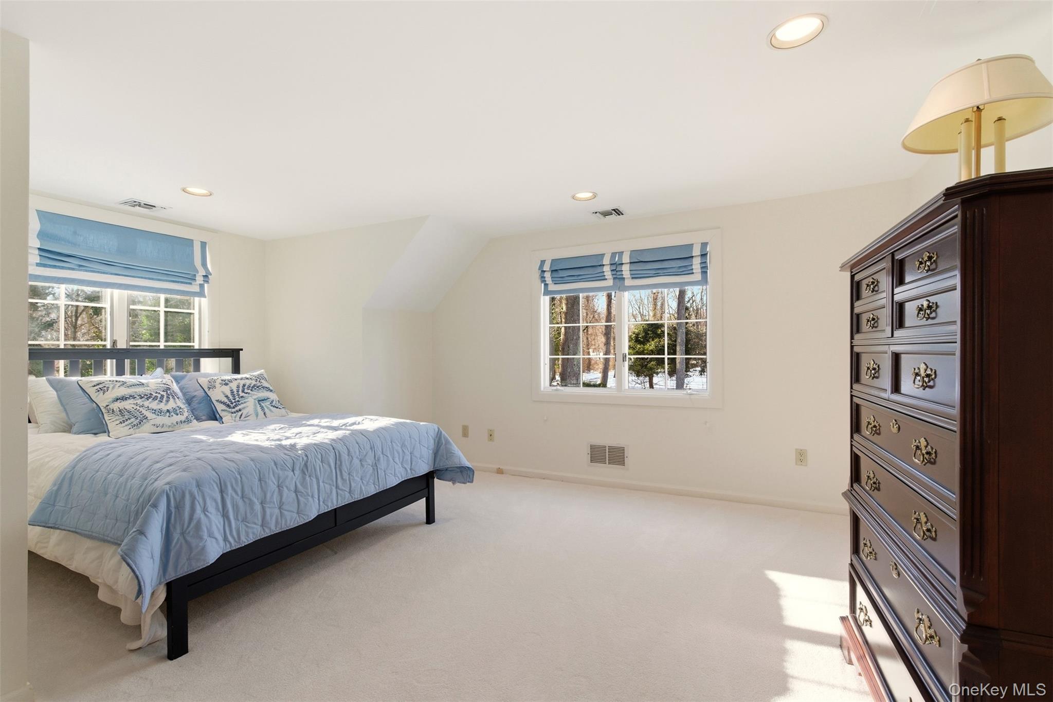 #17 photo, 55 Titus Lane, Cold Spring Harbor , NY 11724