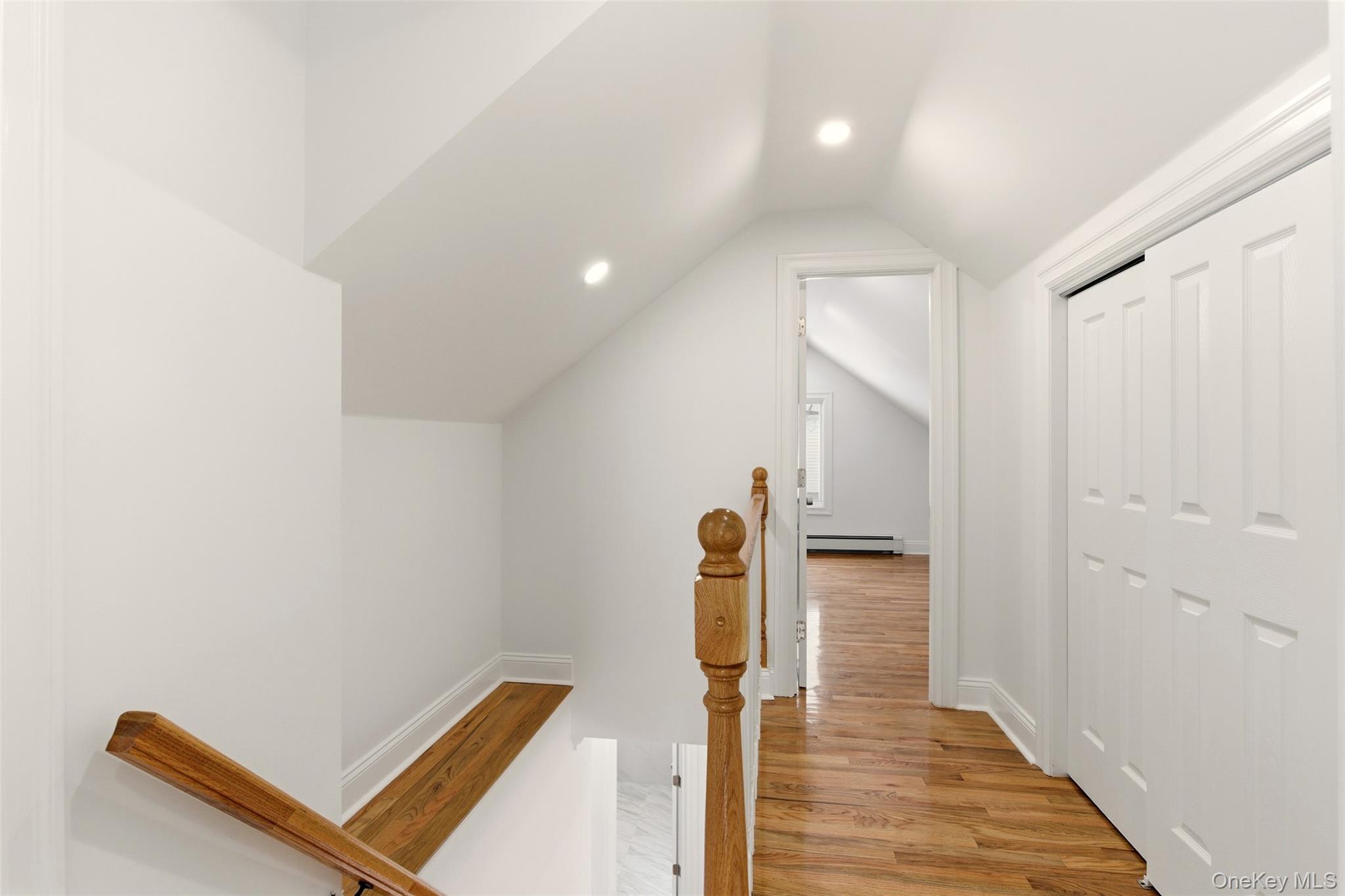 #19 photo, 106 Alice Avenue, Нассау ‖ North Bellmore , NY 11710