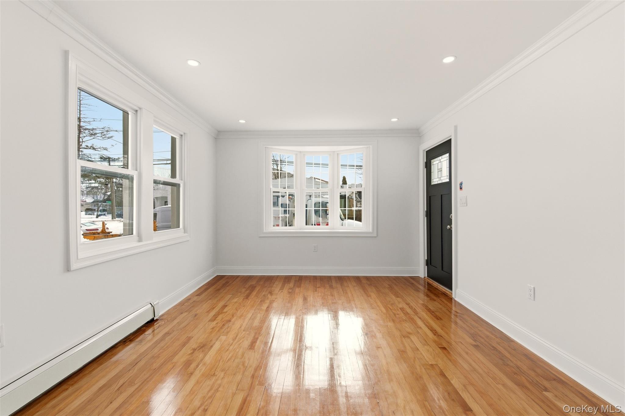 #4 photo, 106 Alice Avenue, Нассау ‖ North Bellmore , NY 11710