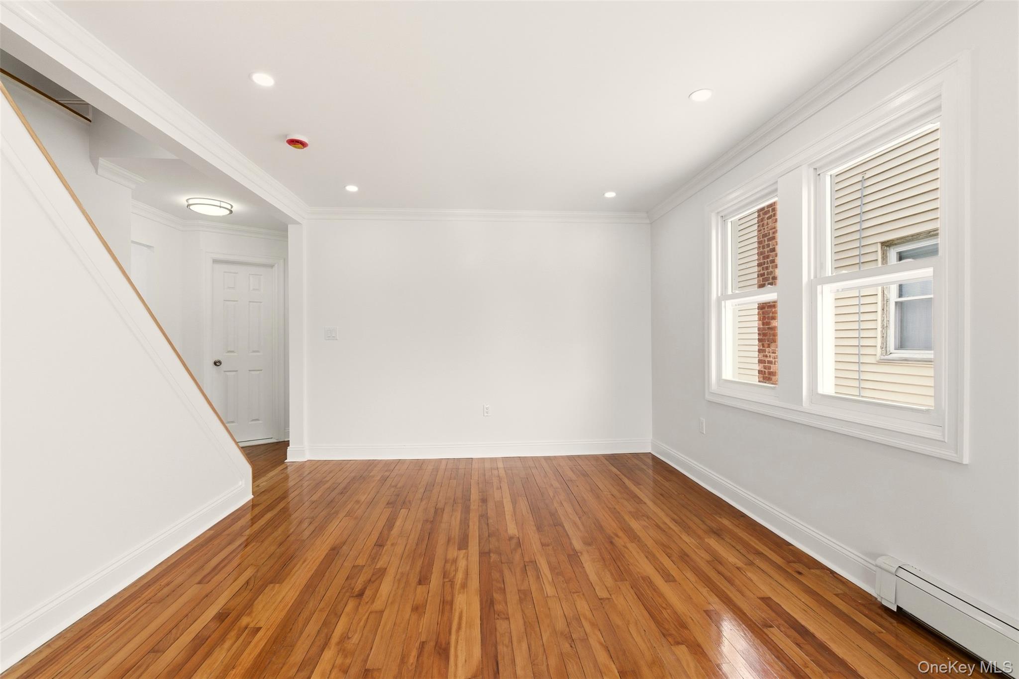 #7 photo, 106 Alice Avenue, Нассау ‖ North Bellmore , NY 11710