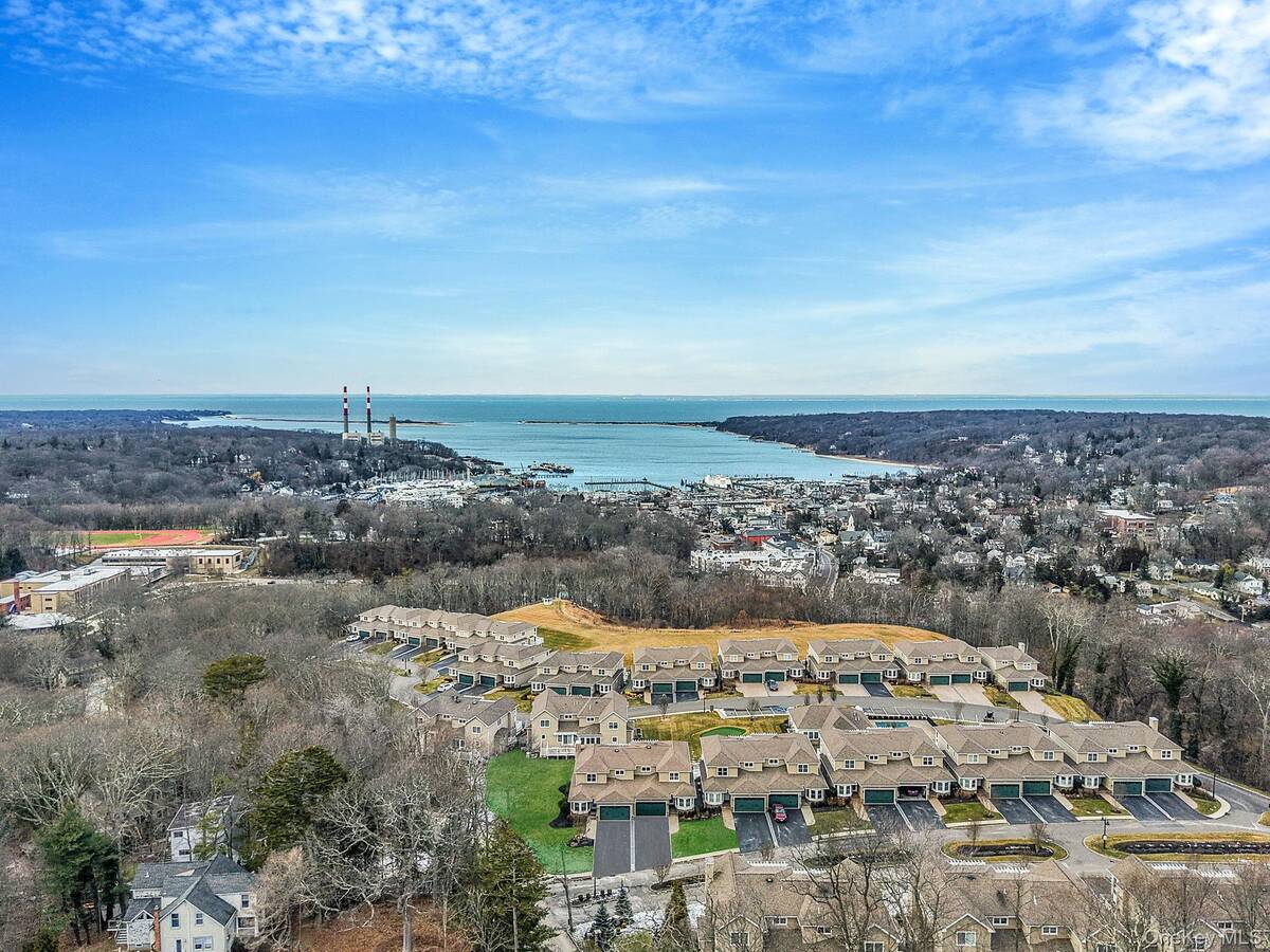 #33 photo, NA Theresa Lane, Port Jefferson , NY 11777