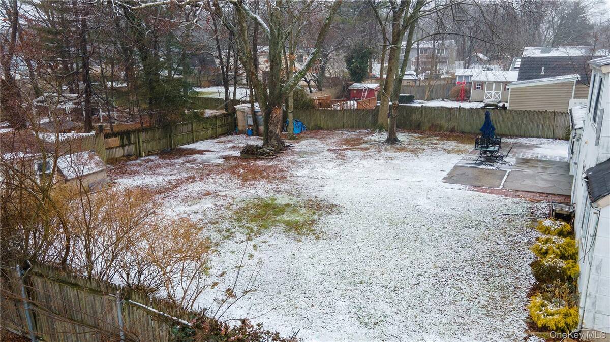 #21 photo, 382 Jamaica Avenue, Medford , NY 11763