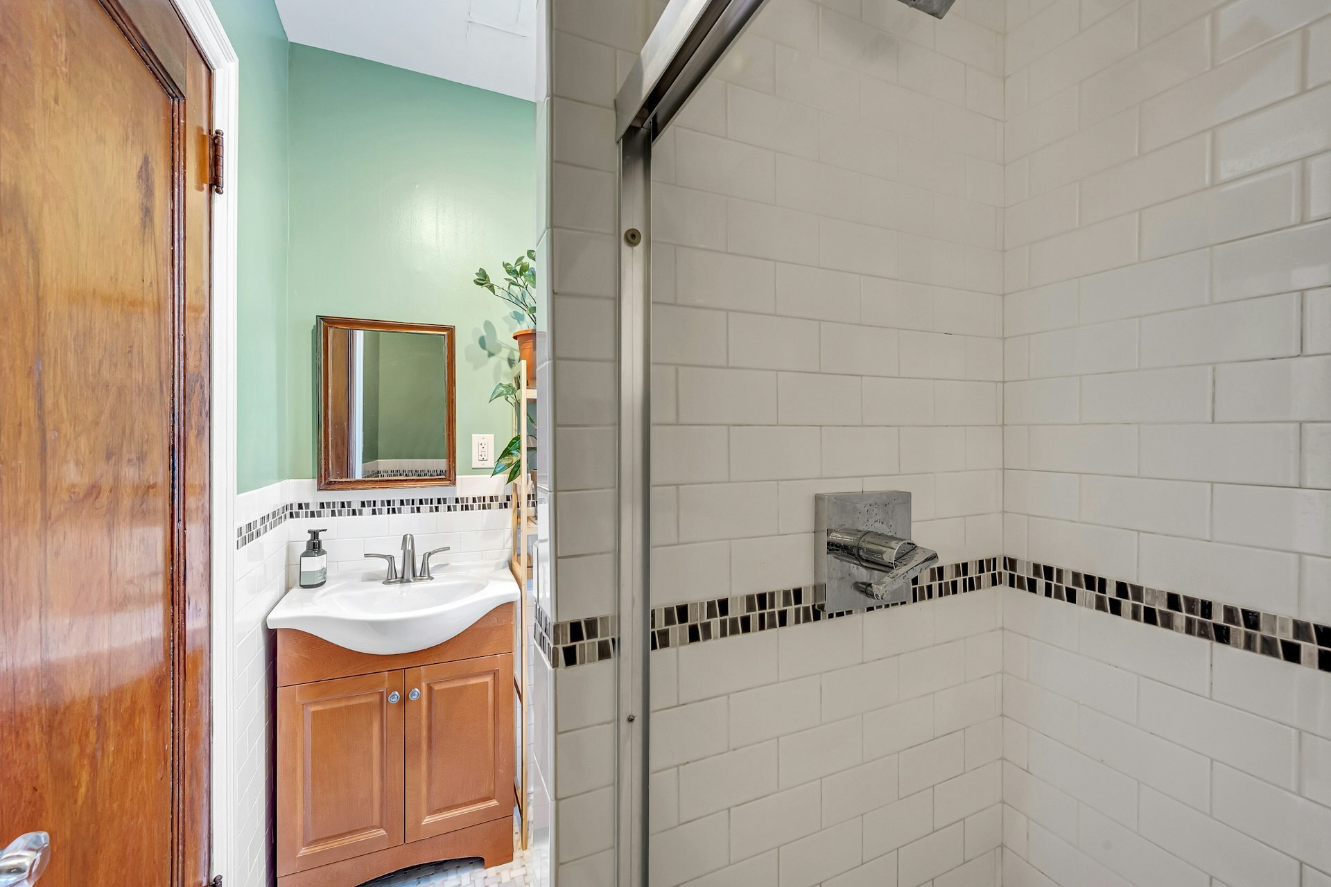 #4 photo, Bronx, ब्रोंक्स Riverdale , NY 10471