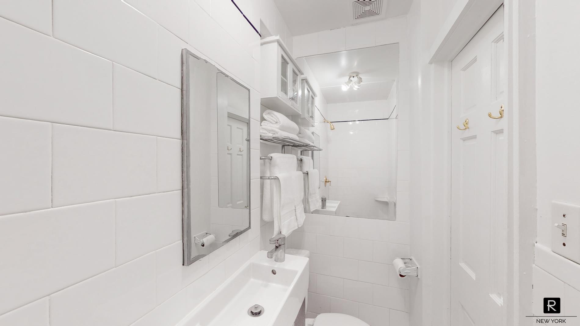 #10 photo, New York City, Greenwich Village , NY 10011