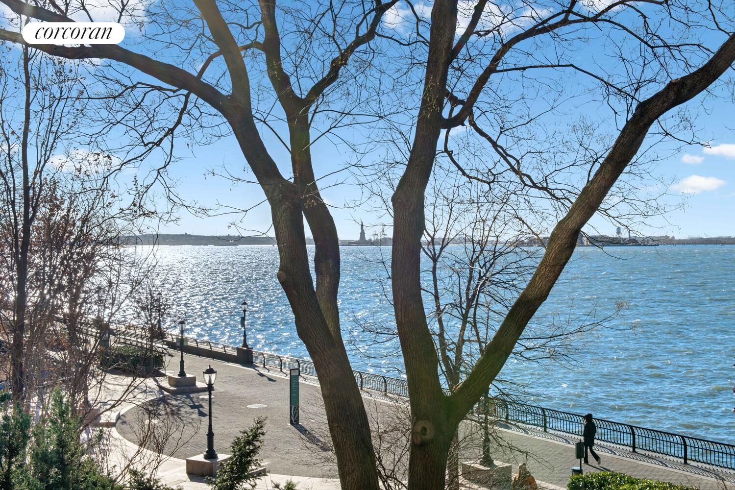 #7 photo, 377 RECTOR Place, מנהטן Battery Park City , NY 10280