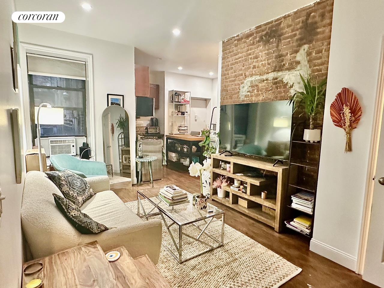 #2 photo, New York City, Манхэттен ‖ East Village , NY 10009