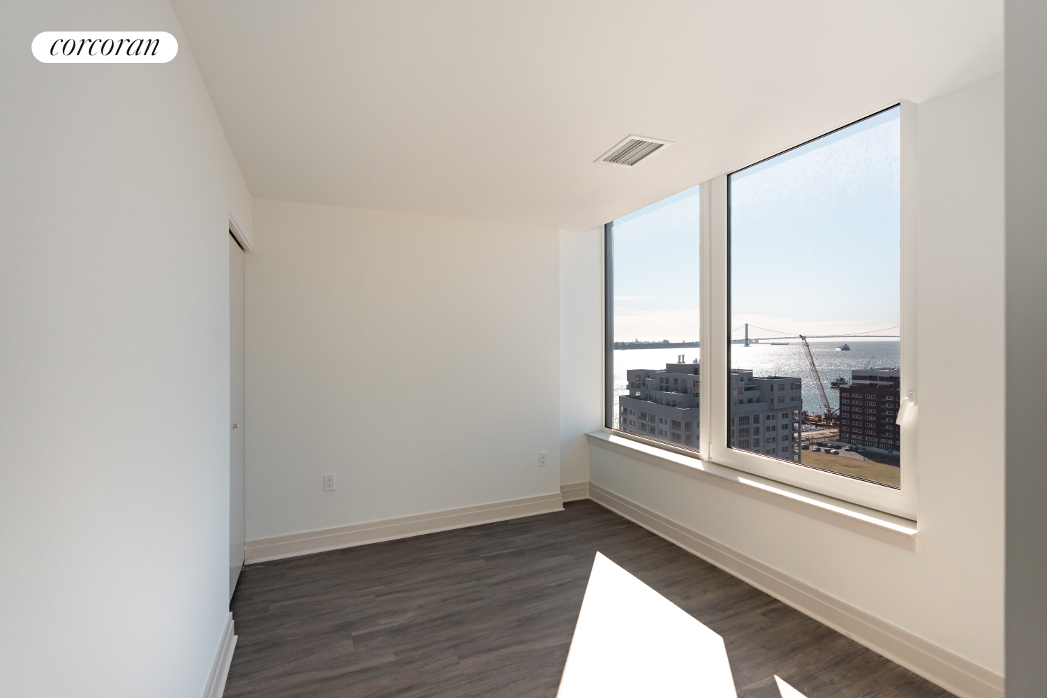 #14 photo, 5 BAY Street, Статен-Айленд ‖ New York City , NY 10301