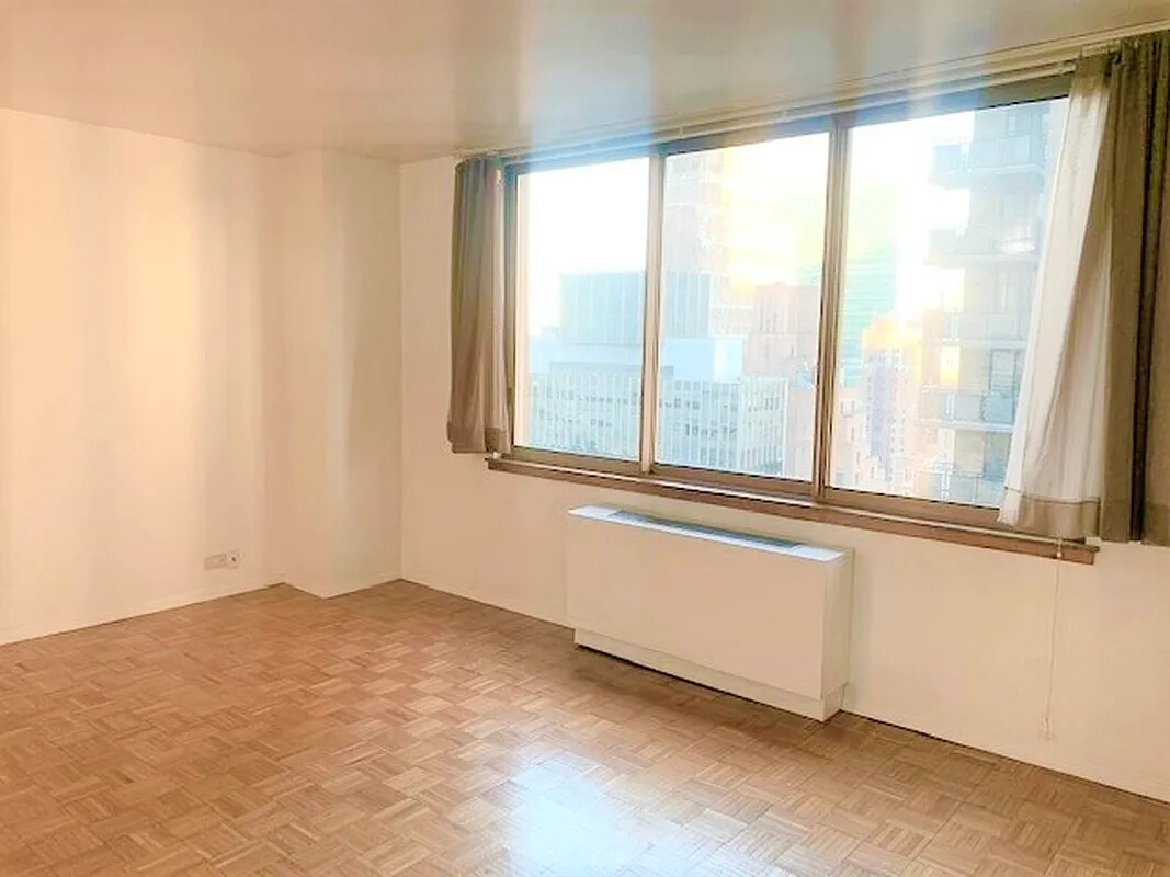 #1 photo, New York City, Murray Hill , NY 10016