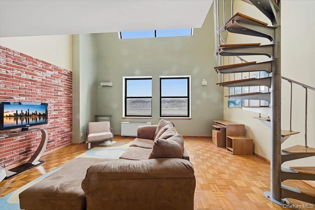 #8 photo, 23 Water Grant Street, Yonkers , NY 10701