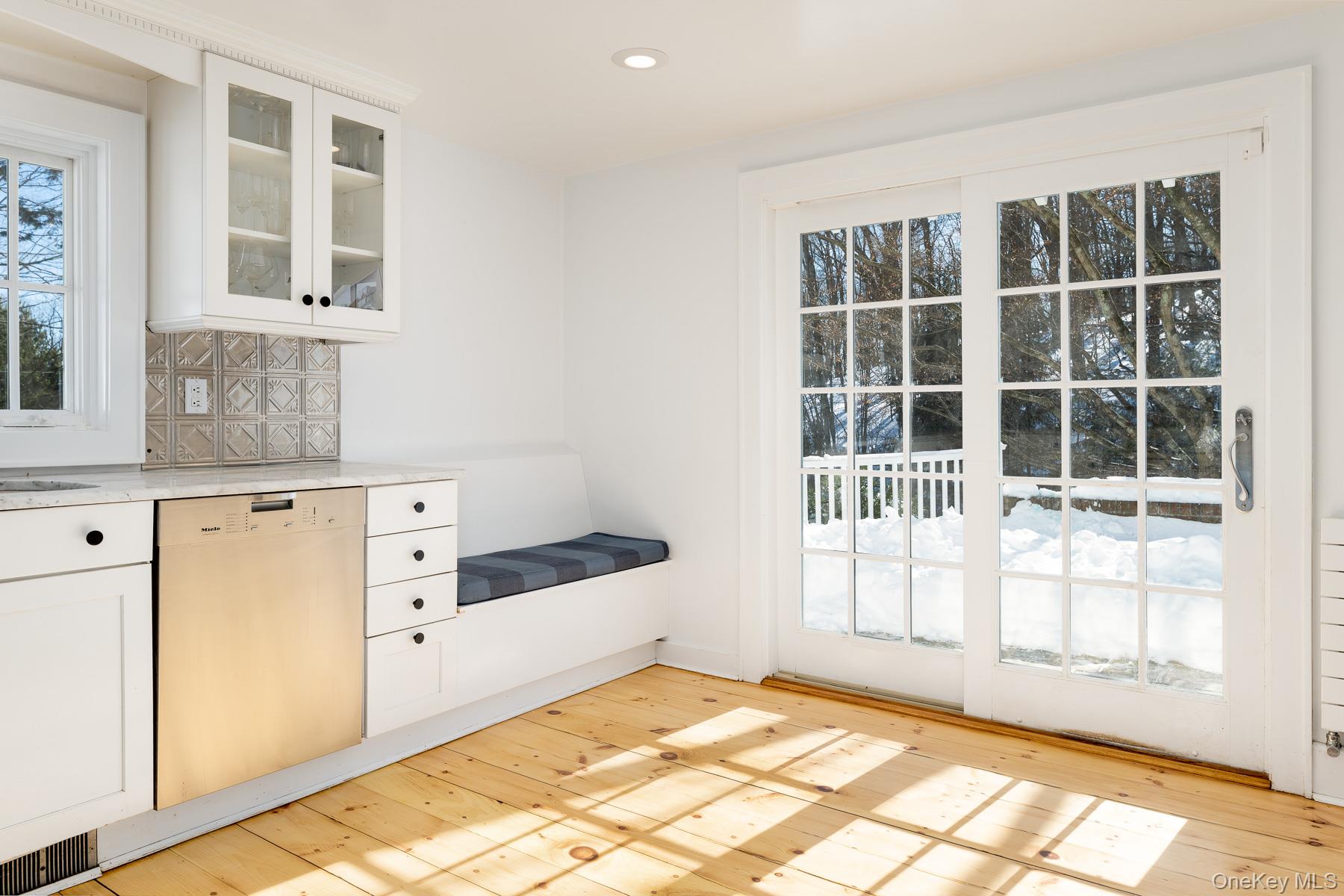 #10 photo, 291 Roaring Brook Road, Chappaqua , NY 10514