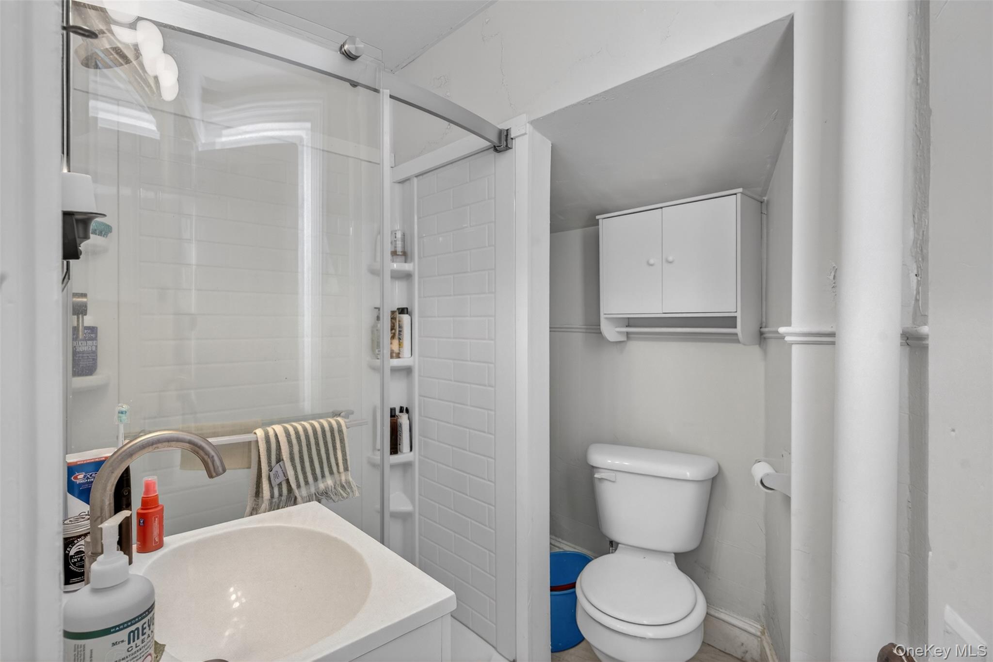 #15 photo, 140 Albany Avenue, Kingston , NY 12401