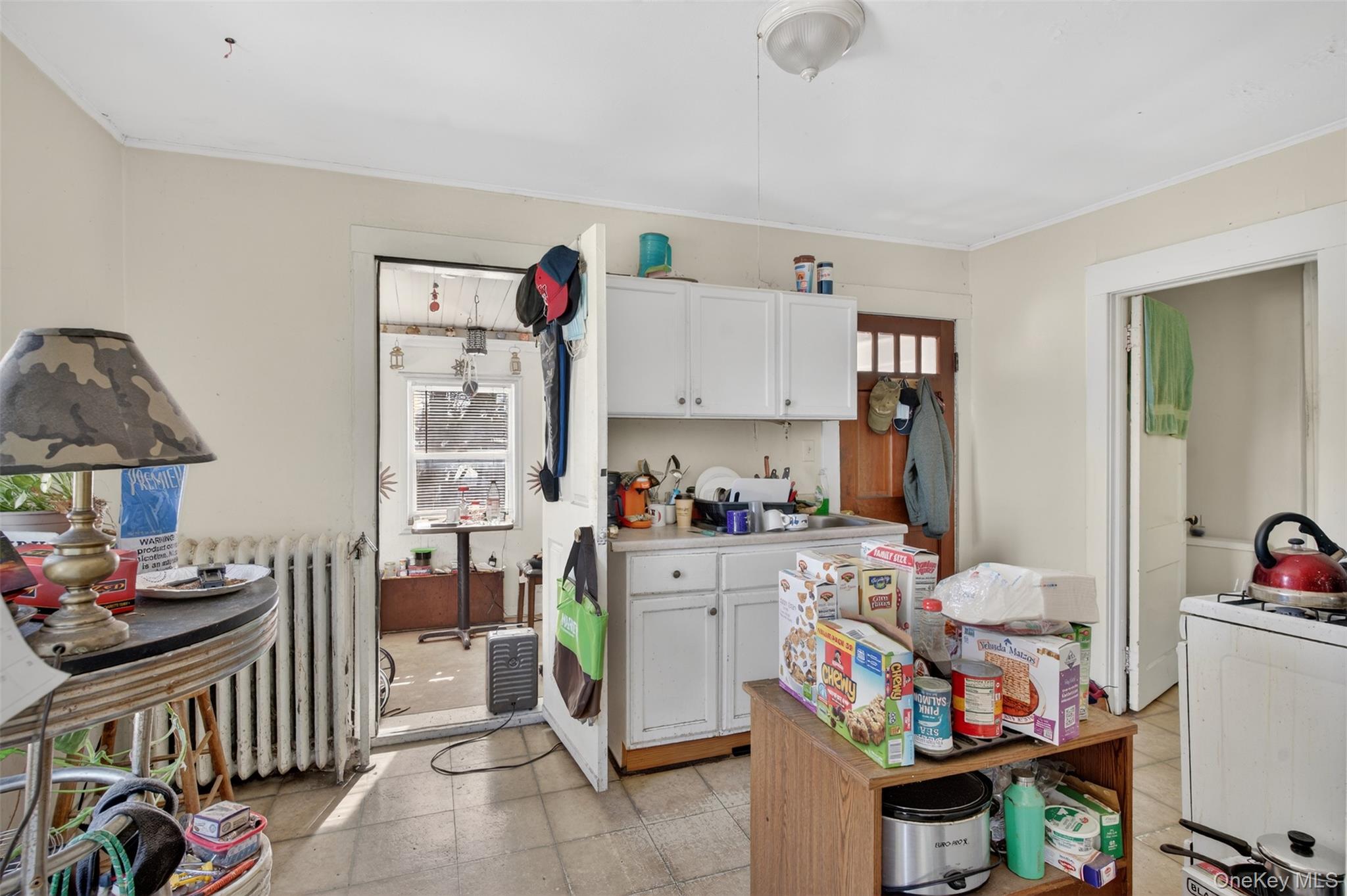 #18 photo, 140 Albany Avenue, Kingston , NY 12401