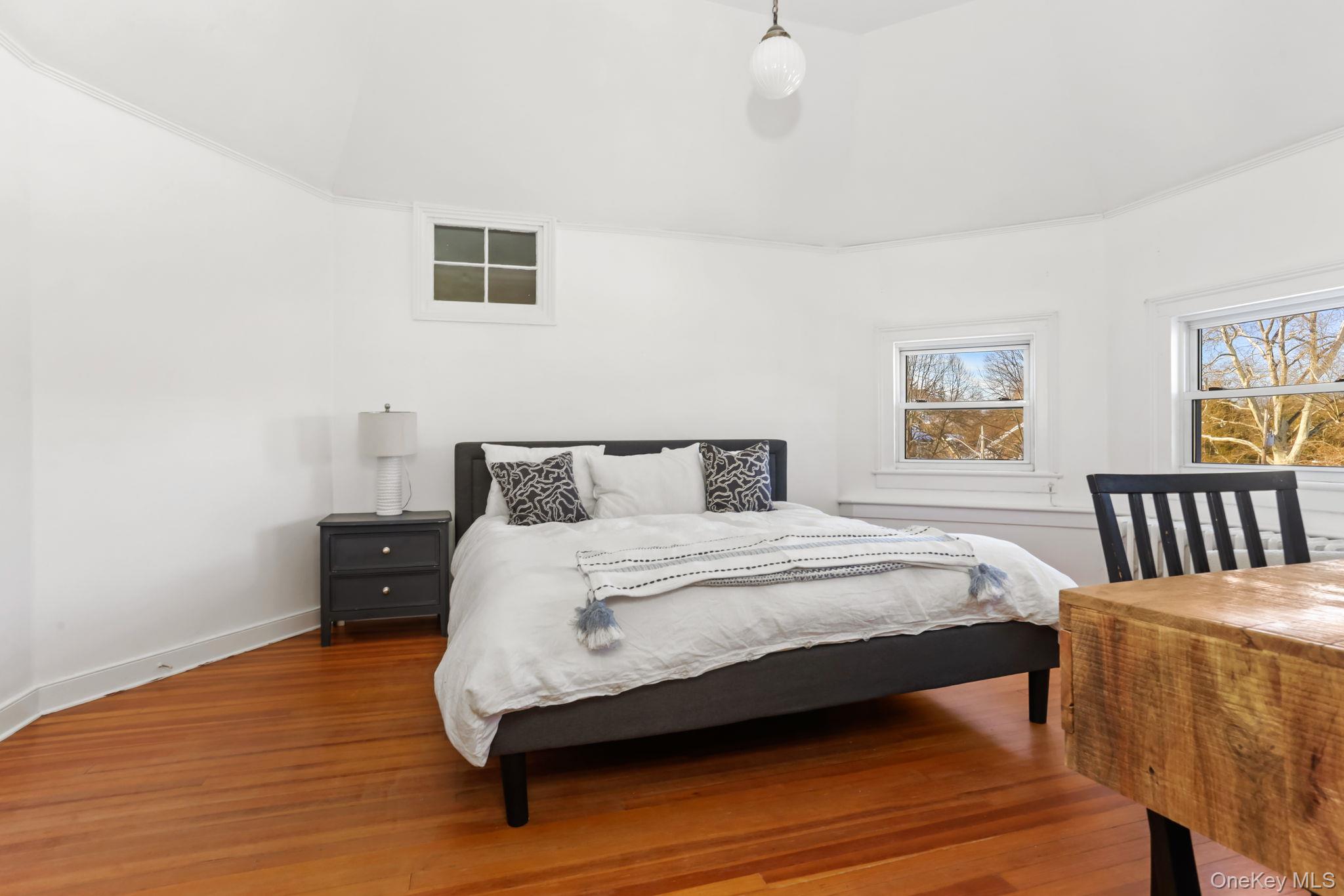 #8 photo, 16 Bedford, Katonah , NY 10536