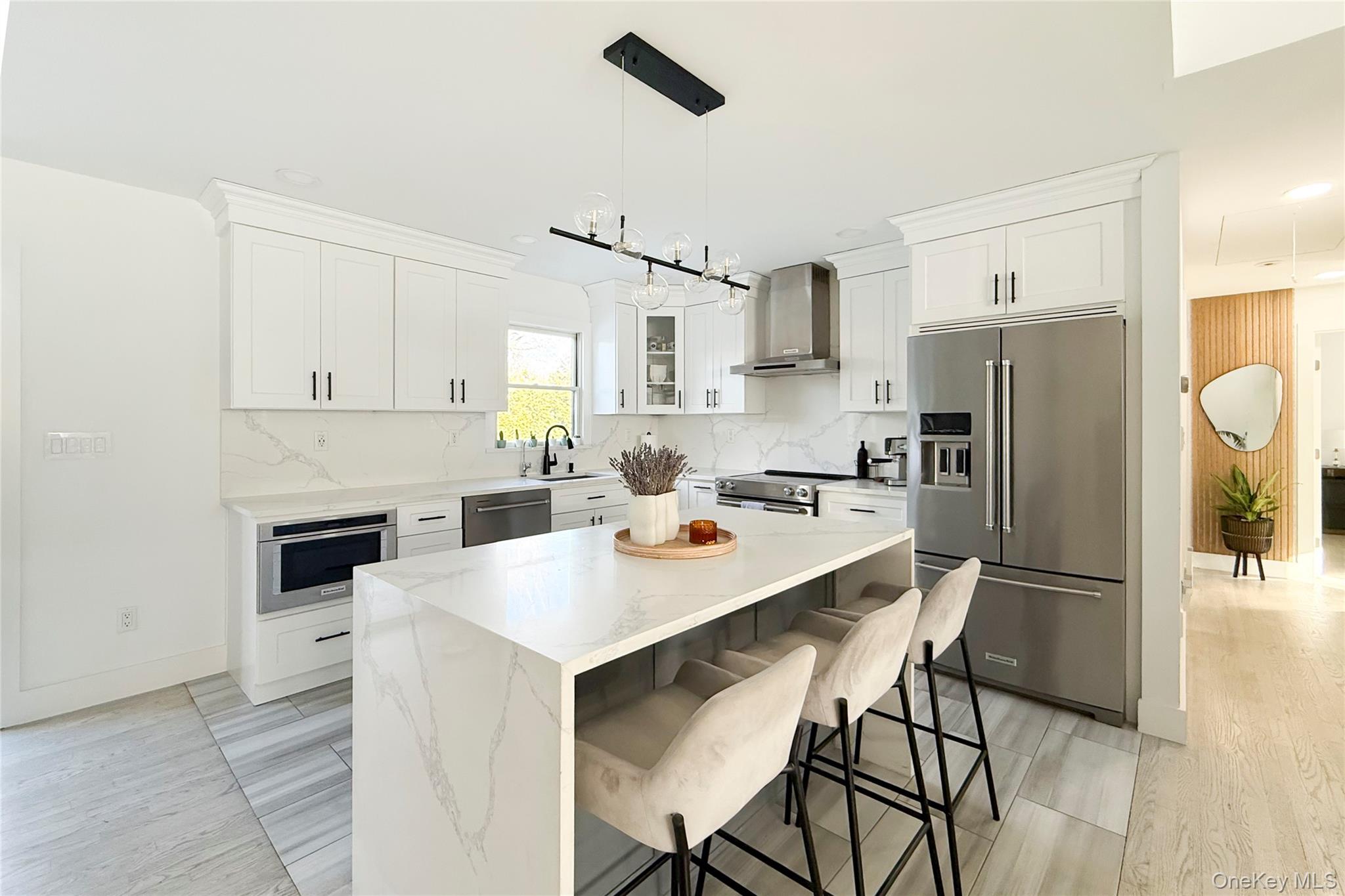 #9 photo, 121 Ponquogue Avenue, Саффолк ‖ Hampton Bays , NY 11946