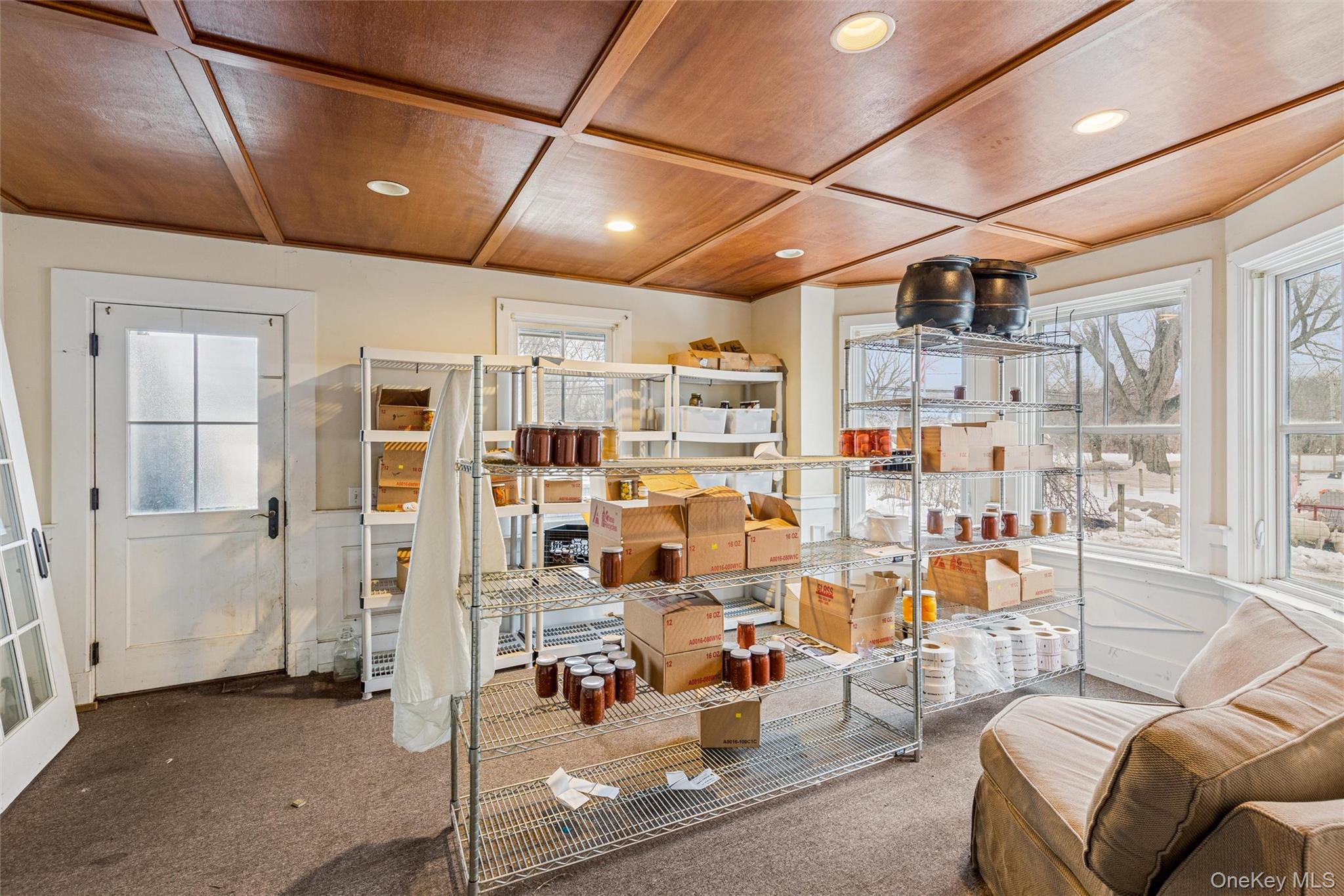 #15 photo, 250 Main Road, מחוז סאפוק Riverhead , NY 11901