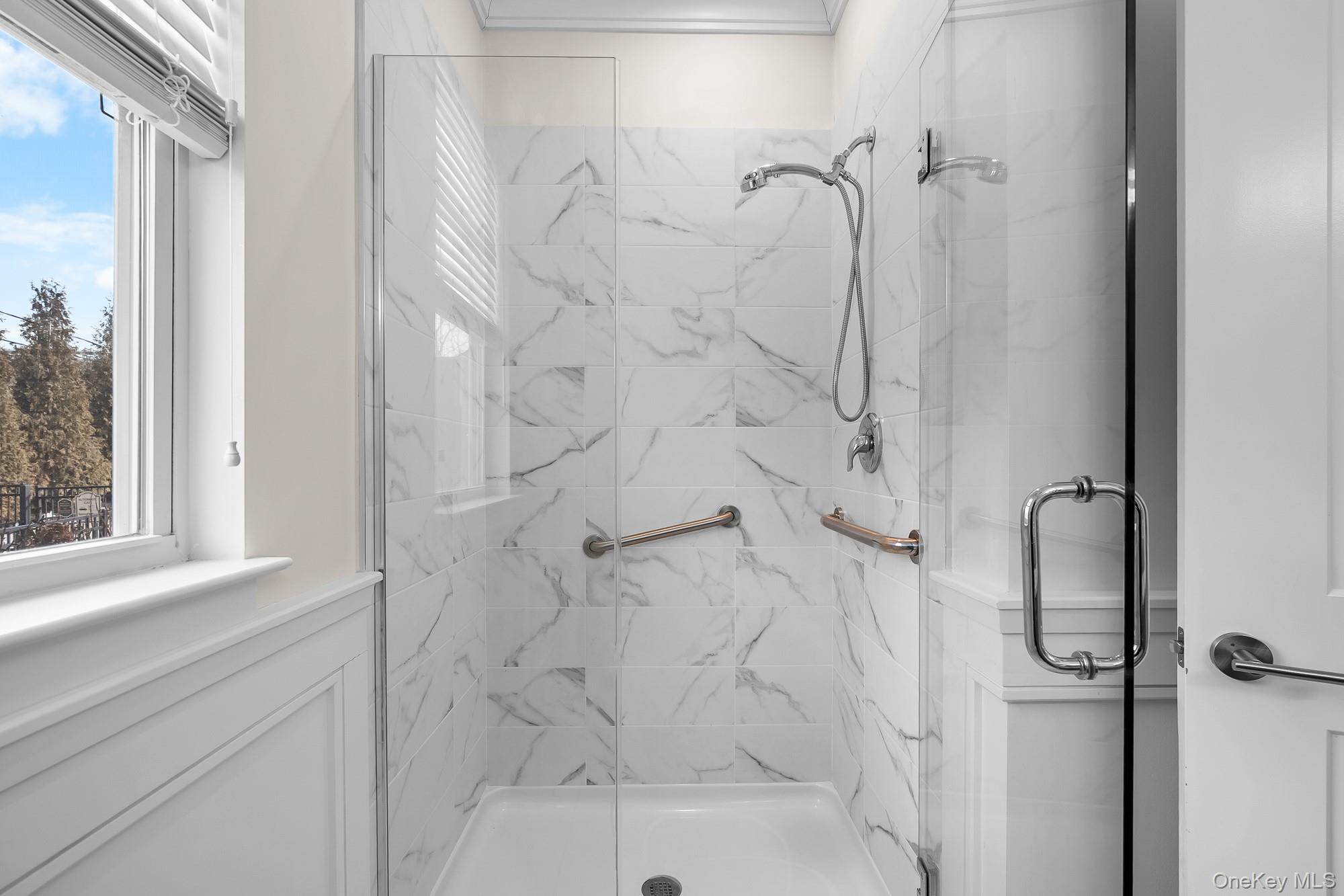 #11 photo, 709 Breton Way, Нассау ‖ Glen Cove , NY 11542