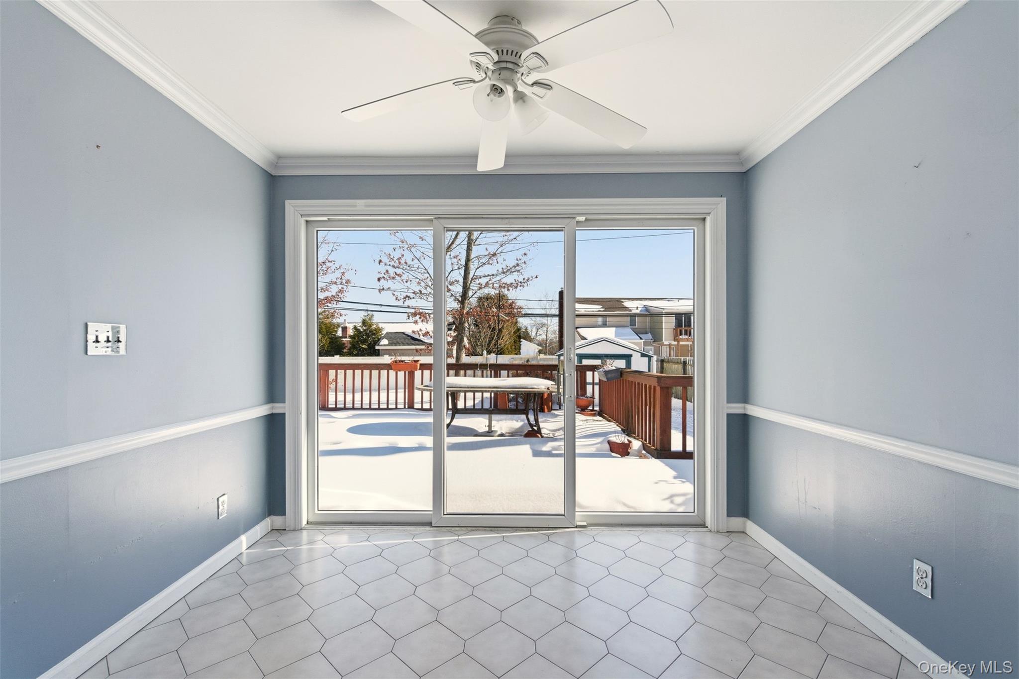 #12 photo, 25 Rogers Lane, מחוז סאפוק Smithtown , NY 11787