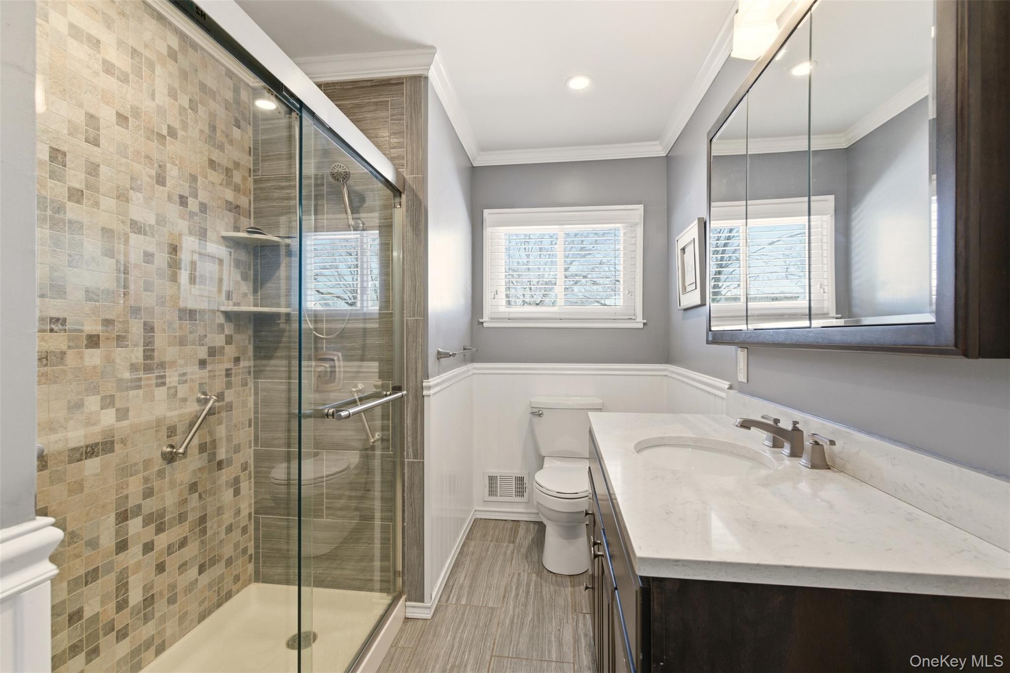 #16 photo, 25 Rogers Lane, מחוז סאפוק Smithtown , NY 11787