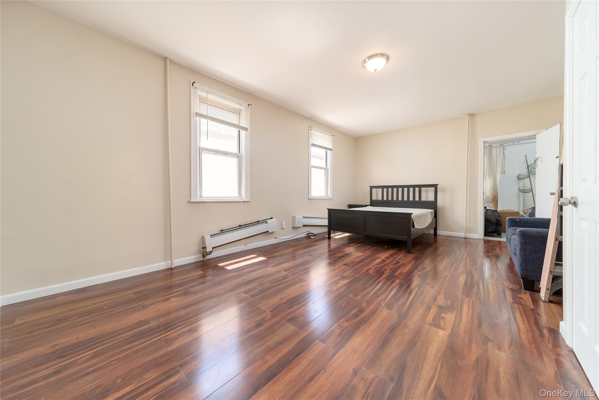 #4 photo, 356 Underhill Avenue, ब्रोंक्स Bronx , NY 10473