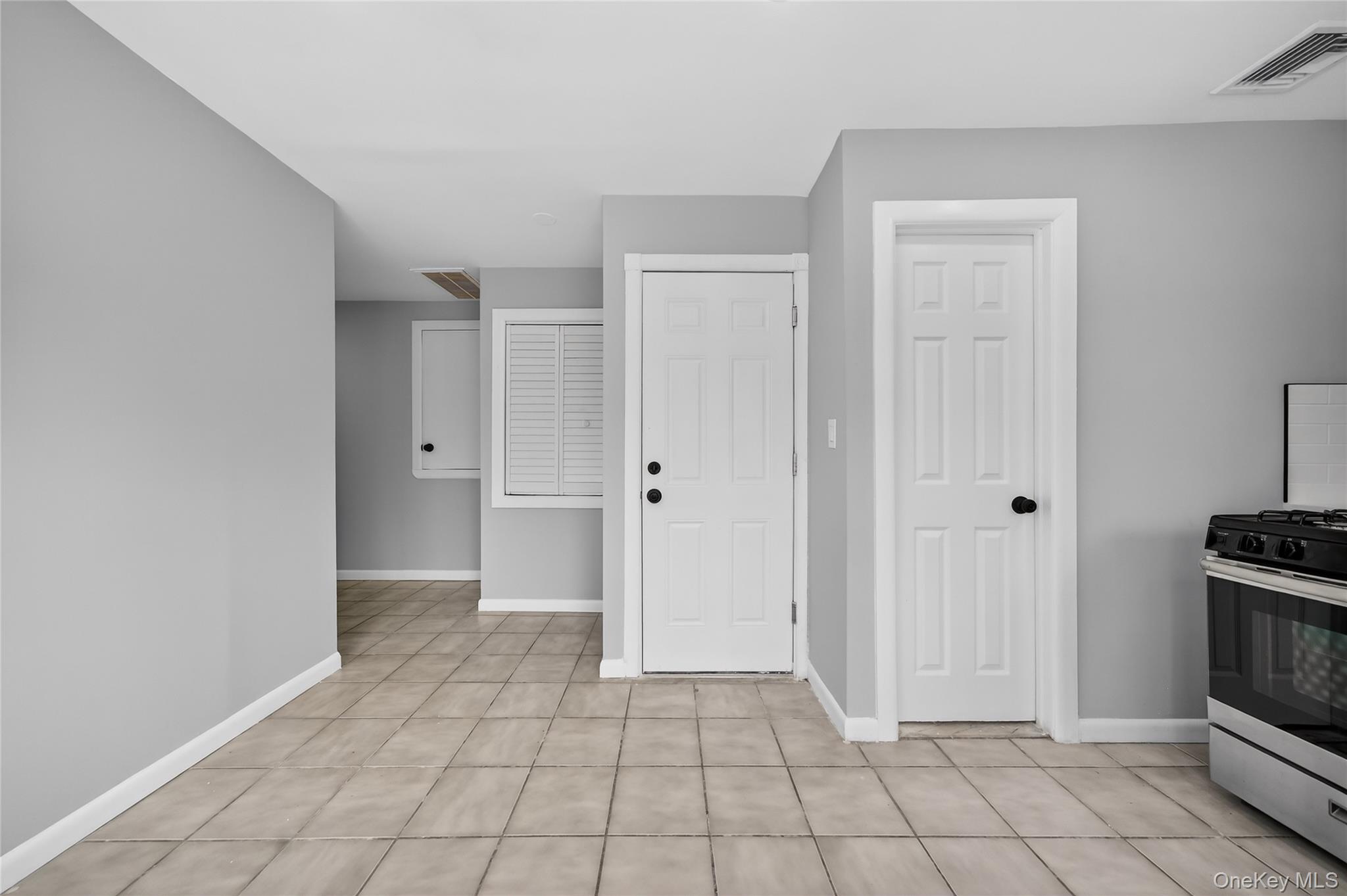 #10 photo, 68 Champlain Street, Port Jefferson Station , NY 11776