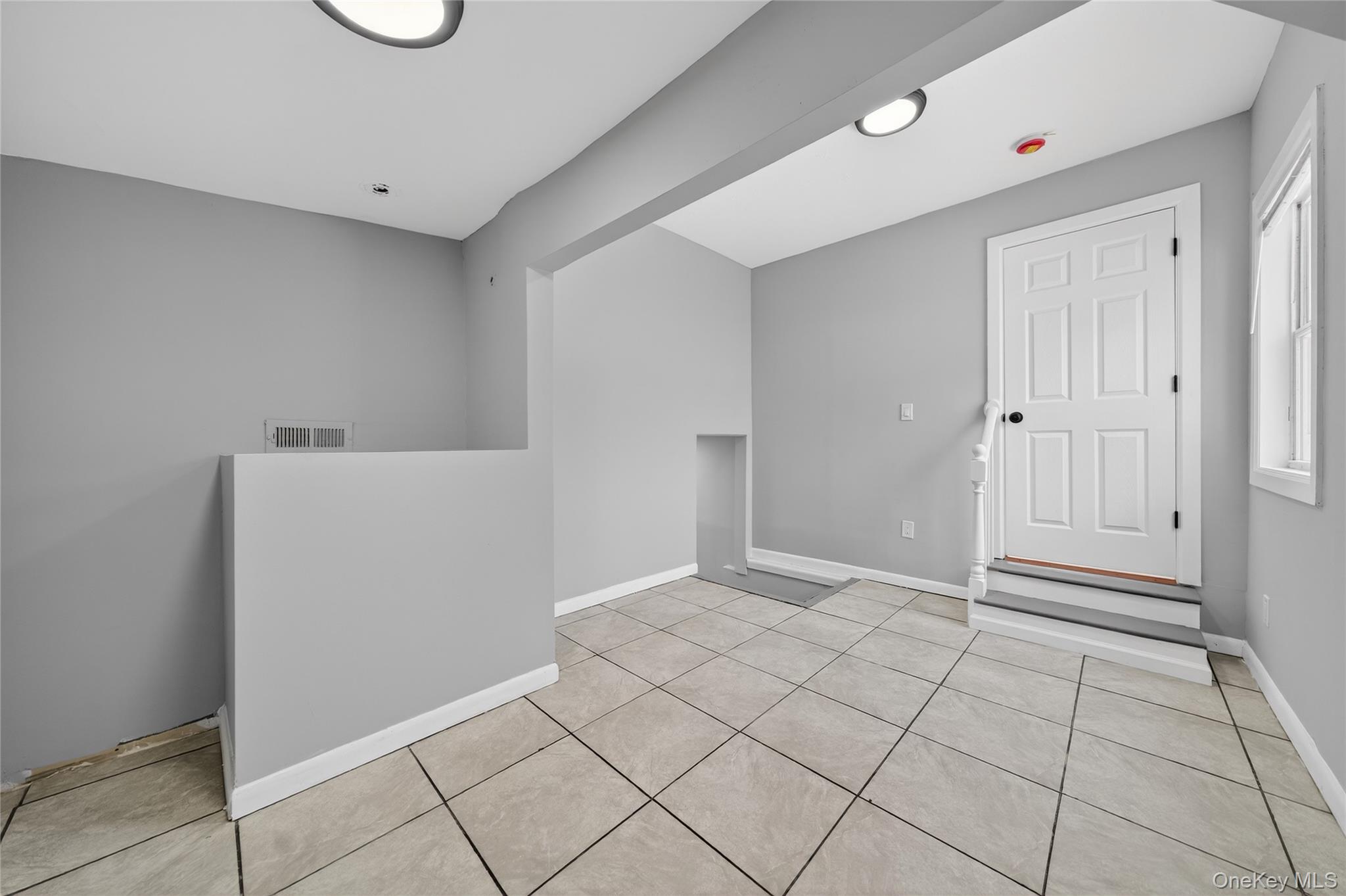 #20 photo, 68 Champlain Street, Port Jefferson Station , NY 11776